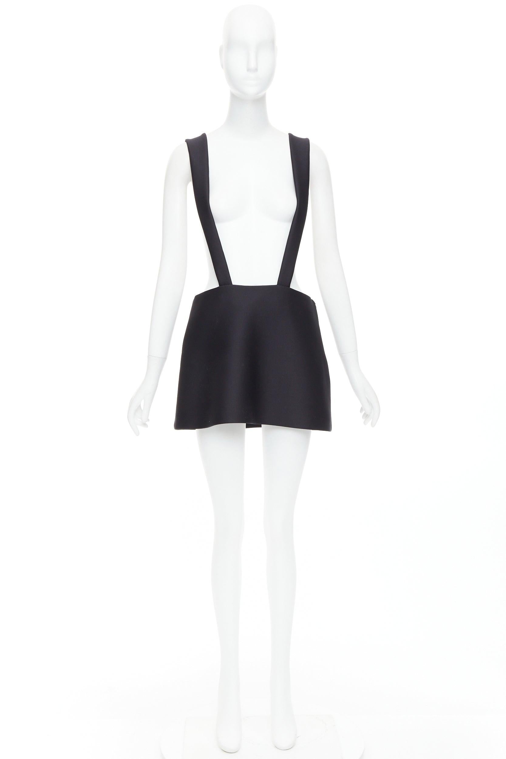 PRADA 2023 schwarz Schurwollmischung Logo-Schleife hinten Straps-Minirock IT40 S im Angebot 4