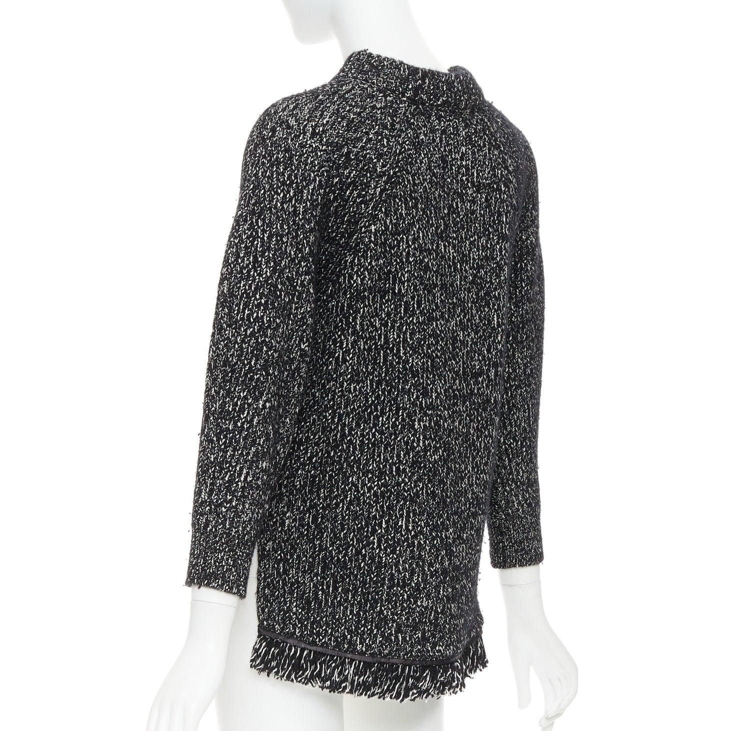 Alexander McQueen - maglione grigio con orlo a gradini sfrangiato in maglia raglan S in vendita 1