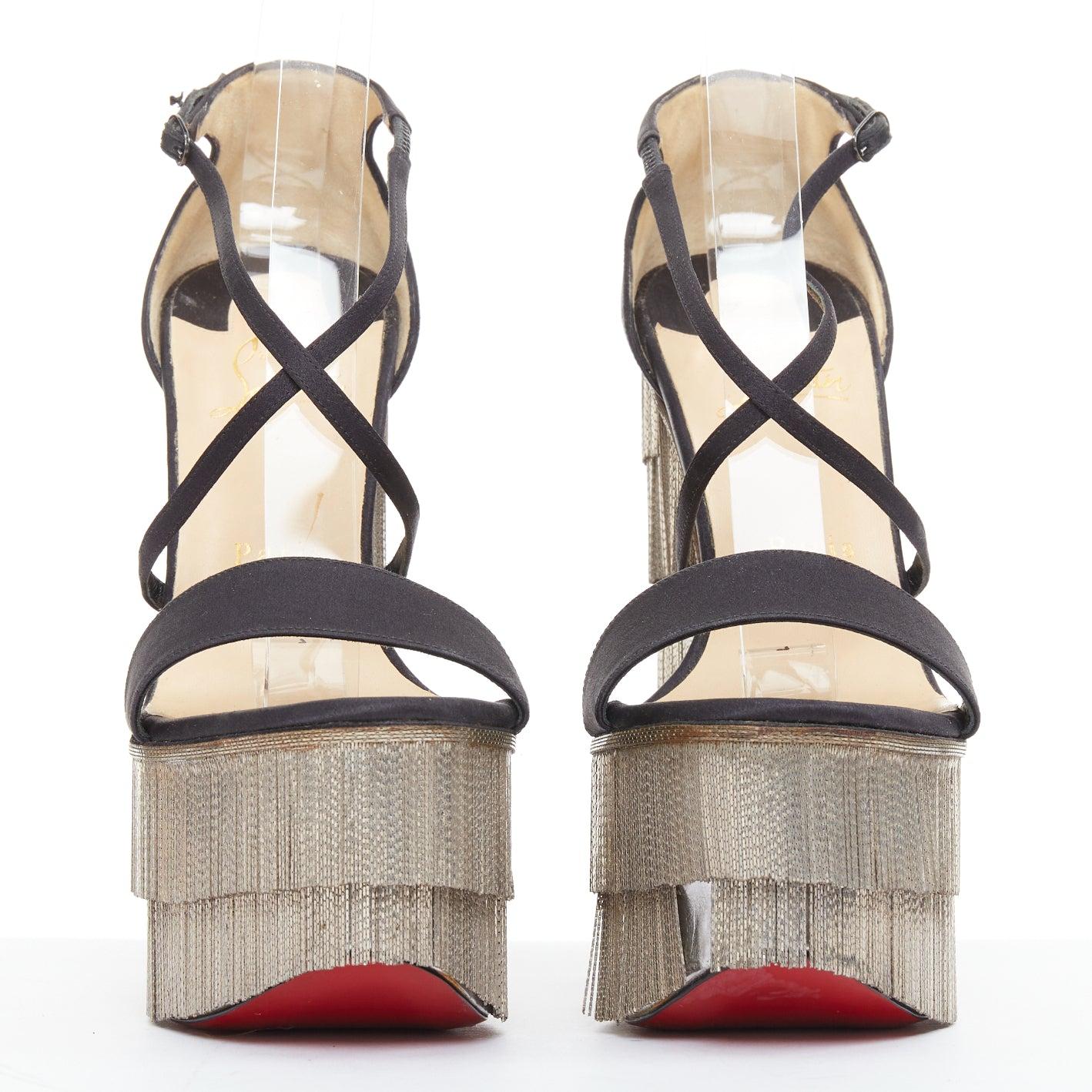 Marron CHRISTIAN LOUBOUTIN Foxtrottissima 160 chaînes franges satin compensées EU38 en vente