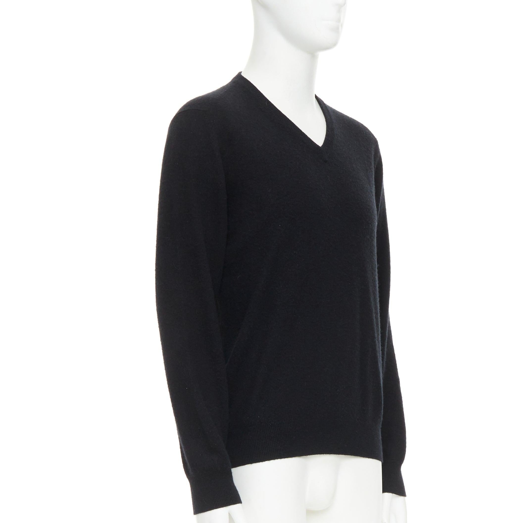 HERMES 100% Kaschmir schwarz V-Ausschnitt minimal klassischer Pullover XL (Schwarz) im Angebot
