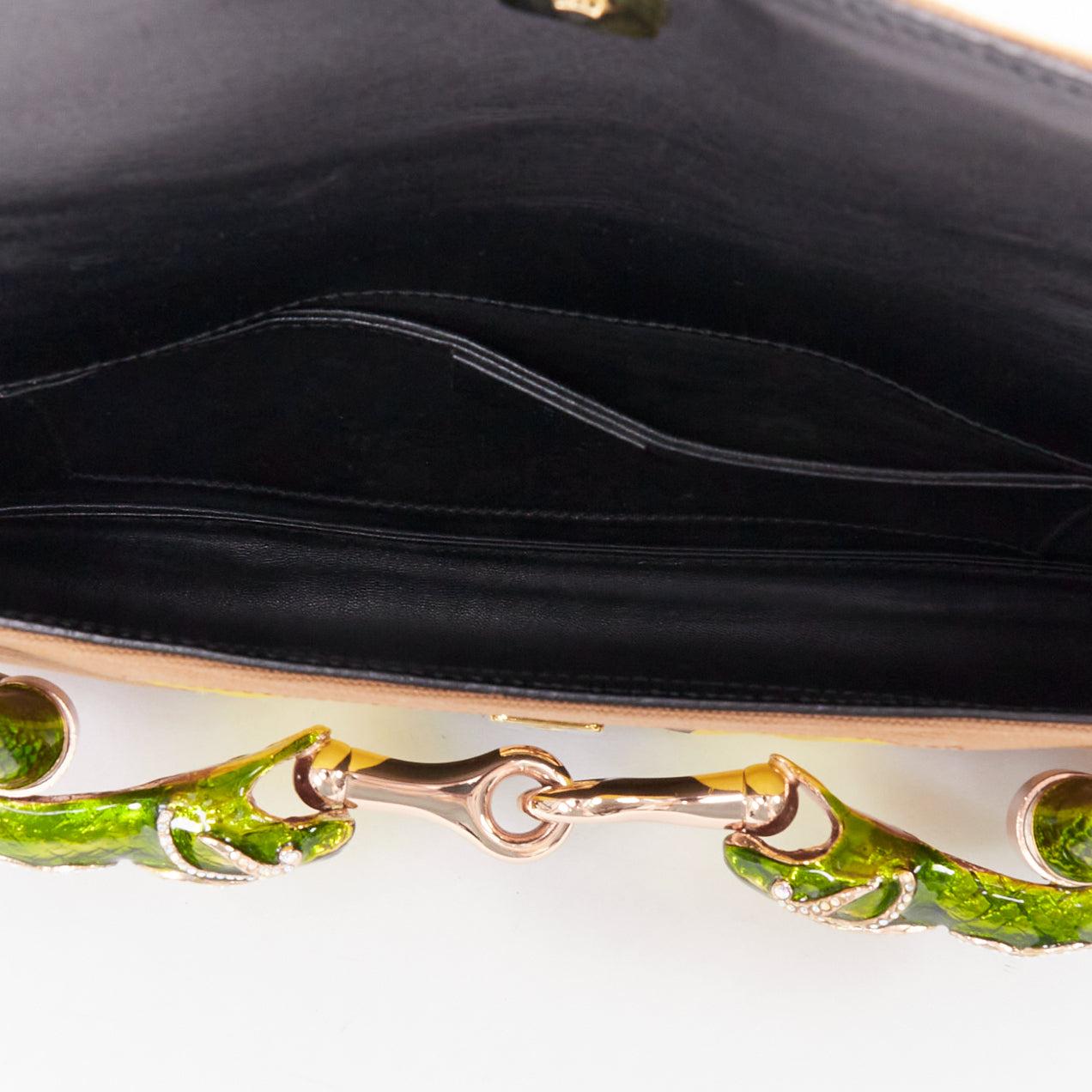 raro Tom Ford for Gucci 2004 Dragon Horsebit fibbia di cristallo borsa frizione in tela marrone in vendita 3