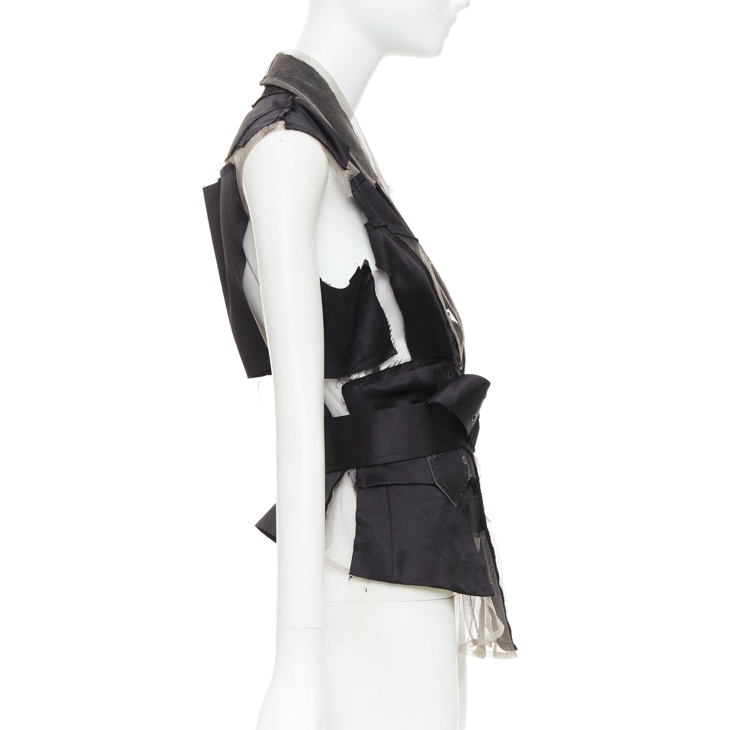 COMME DES GARCONS 2007 Gilet con cintura in raso nero e patchwork di tulle S In condizioni buone in vendita a Hong Kong, NT