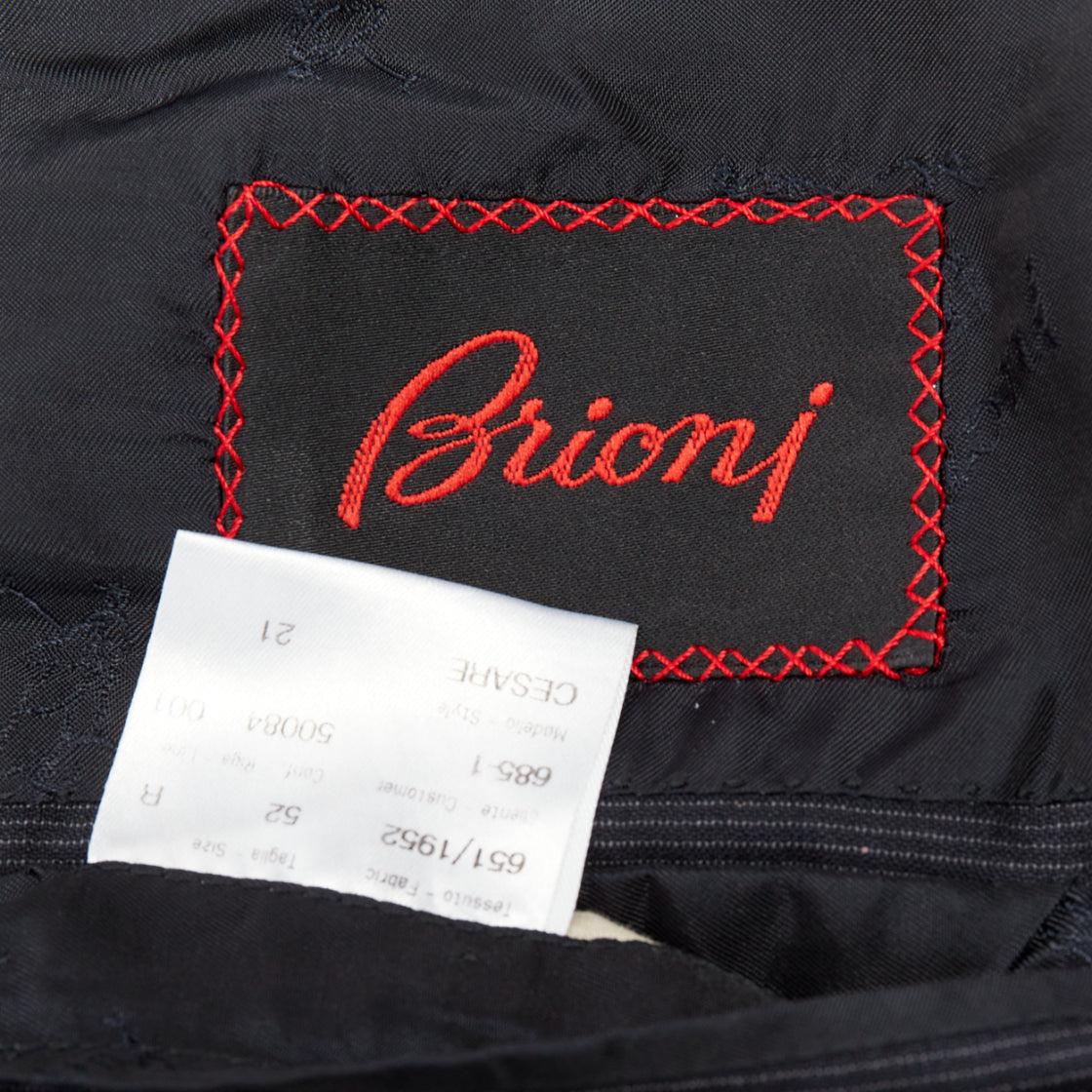 Brioni Cesar - Ensemble blazer en laine à rayures - marine - IT52 XL en vente 5