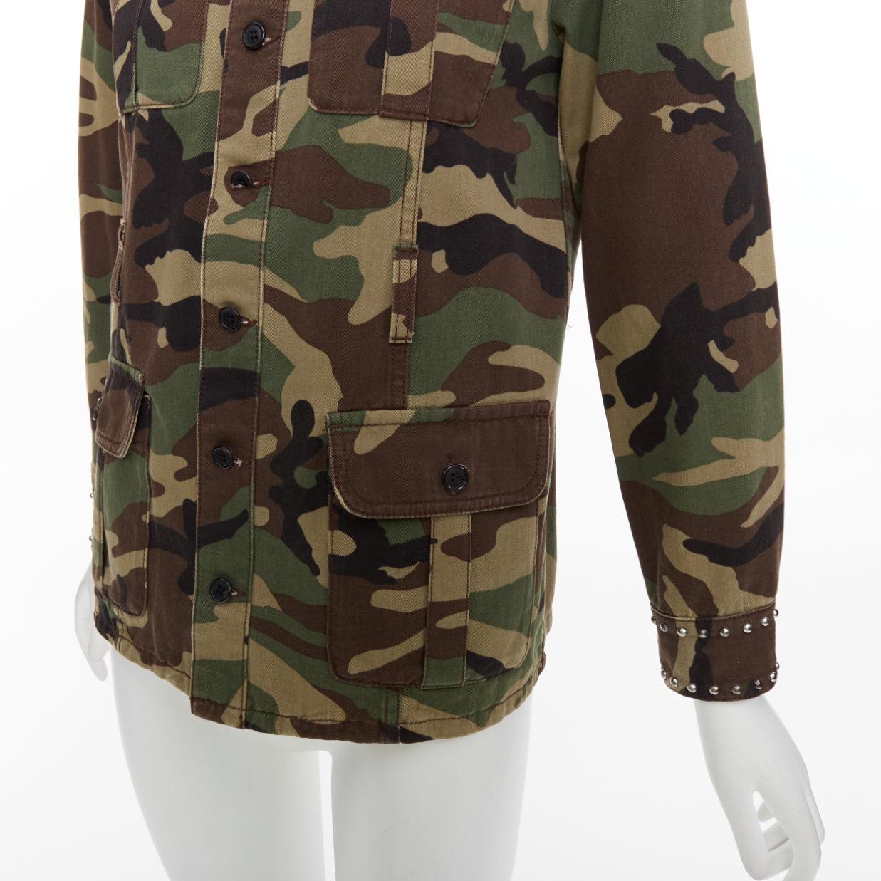 SAINT LAURENT 2015 Greene & Greene & Greene, giacca militare in cotone con borchie XS in vendita 3