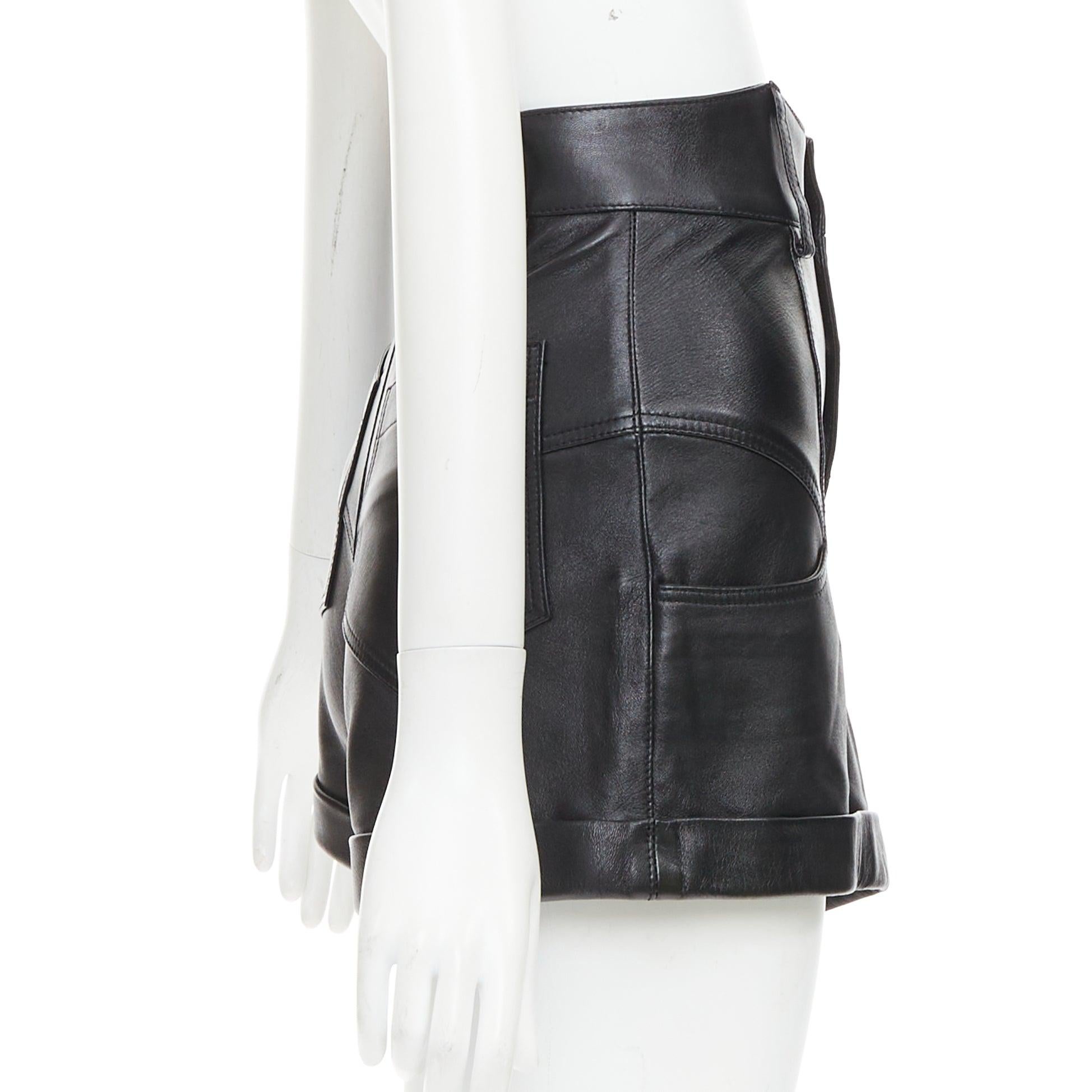 SAINT LAURENT 2019 short western à revers en tulipe d'agneau à taille haute FR34 XS Pour femmes en vente
