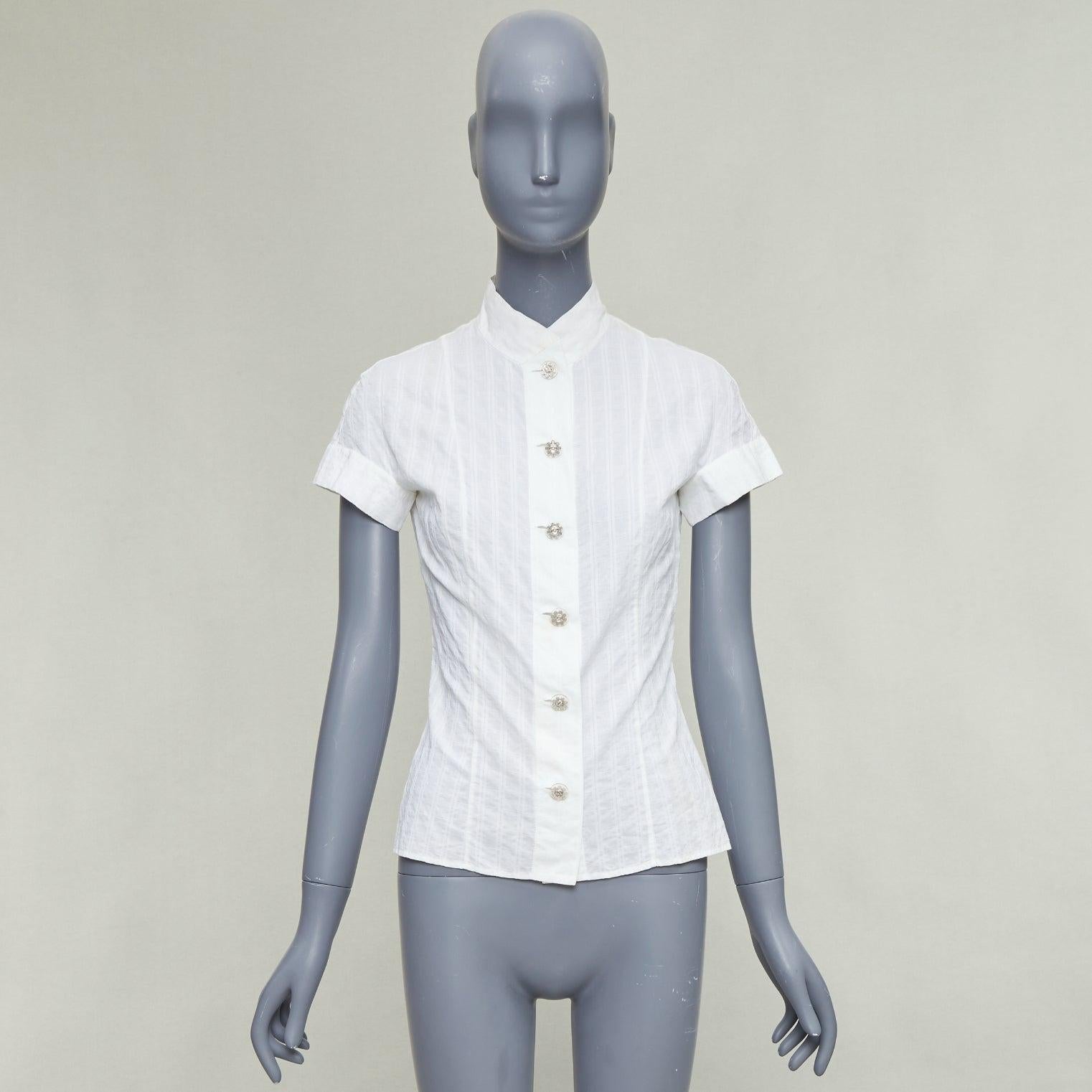 CHANEL 2016 chemise cintrée en coton crème à rayures avec logo CC FR34 XS en vente 4