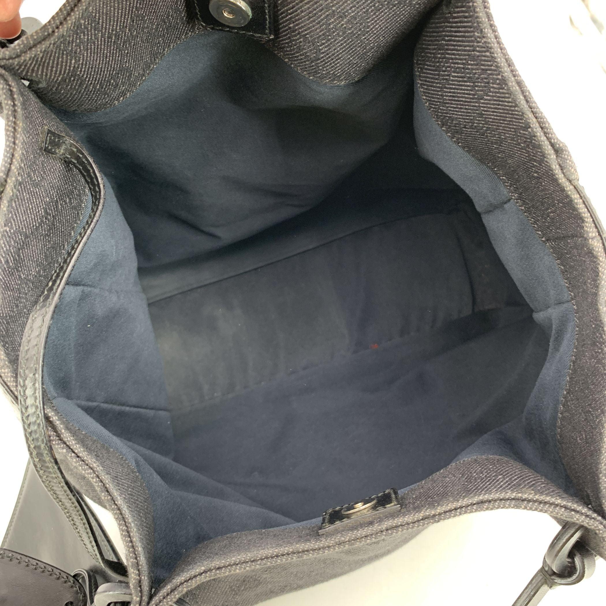 Donna Gucci Borsa a tracolla in tela nera Monogram Shopping Tote in vendita