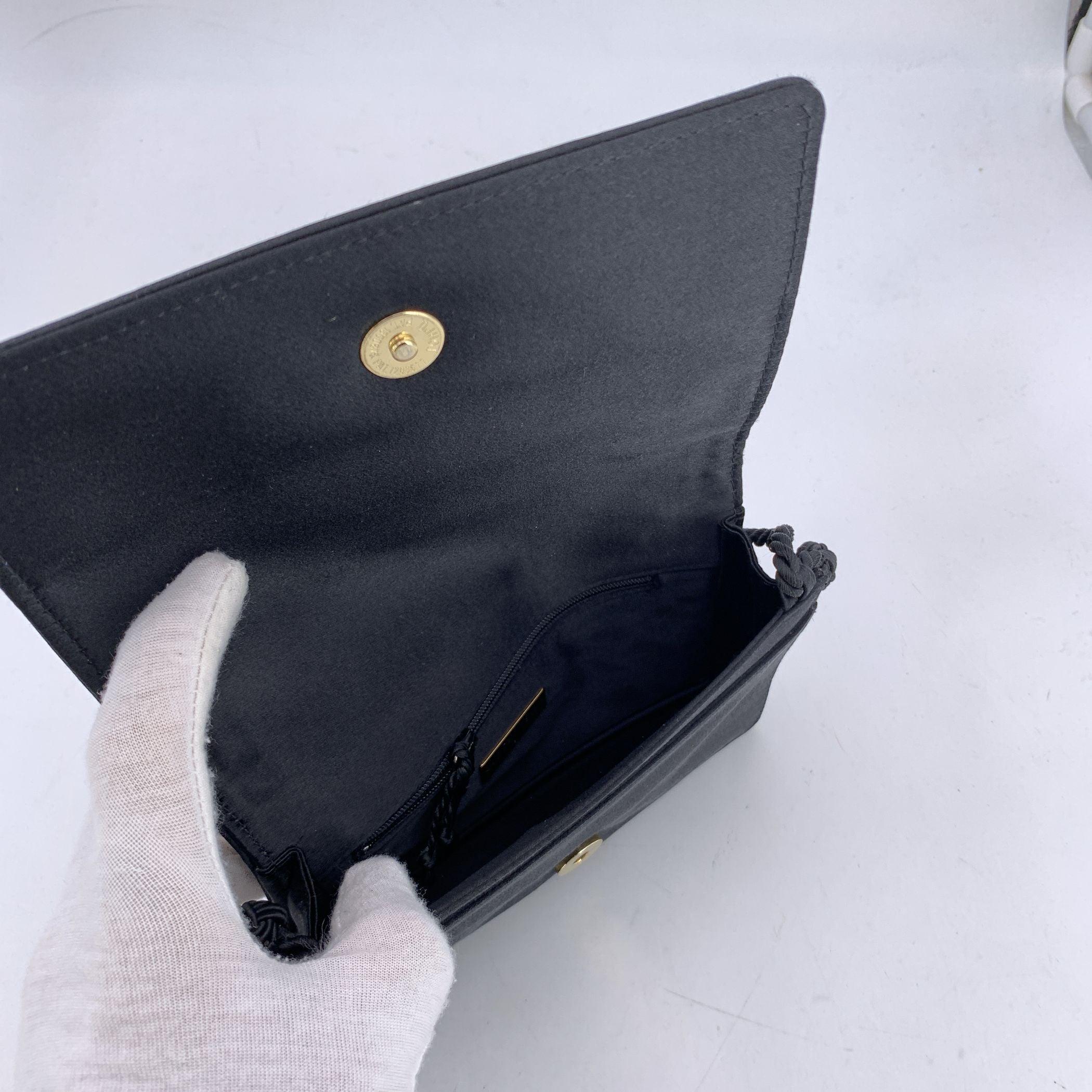 Bottega Veneta - Mini sac de soirée en satin tissé Intrecciato noir Pour femmes en vente