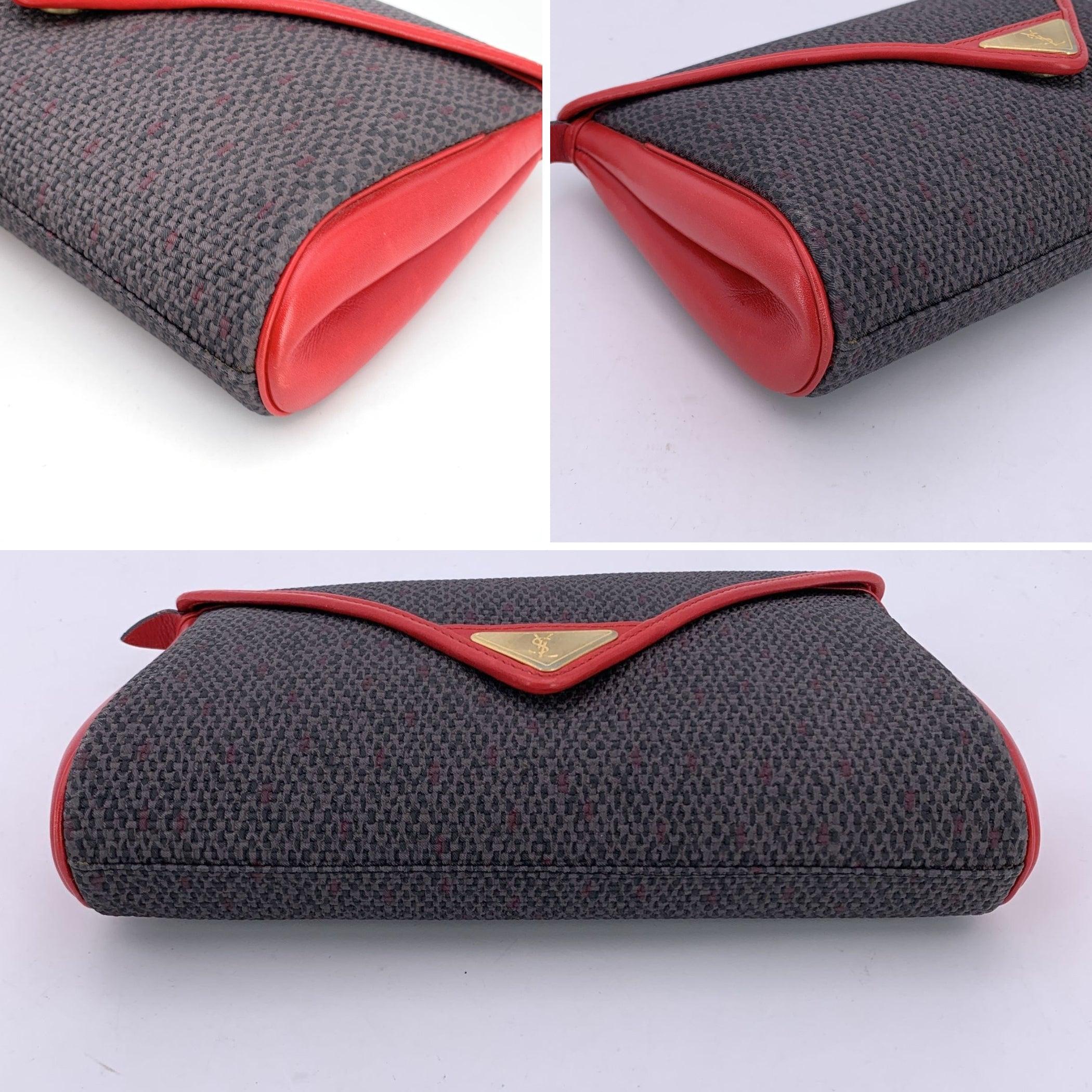 Yves Saint Laurent Vintage Grau Rot Texturierte Segeltuch Clutch Tasche im Angebot 2