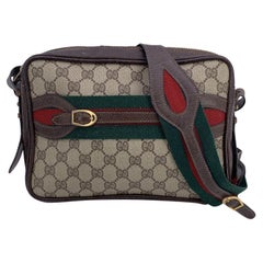 Gucci Vintage Braun Monogram Canvas Web Schnalle Umhängetasche