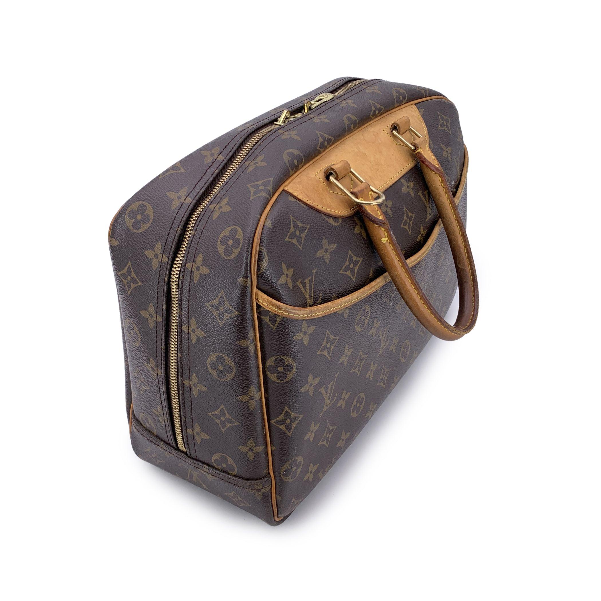 Noir Louis Vuitton Vintage Brown Monogram Canvas Deauville Travel Bag en vente