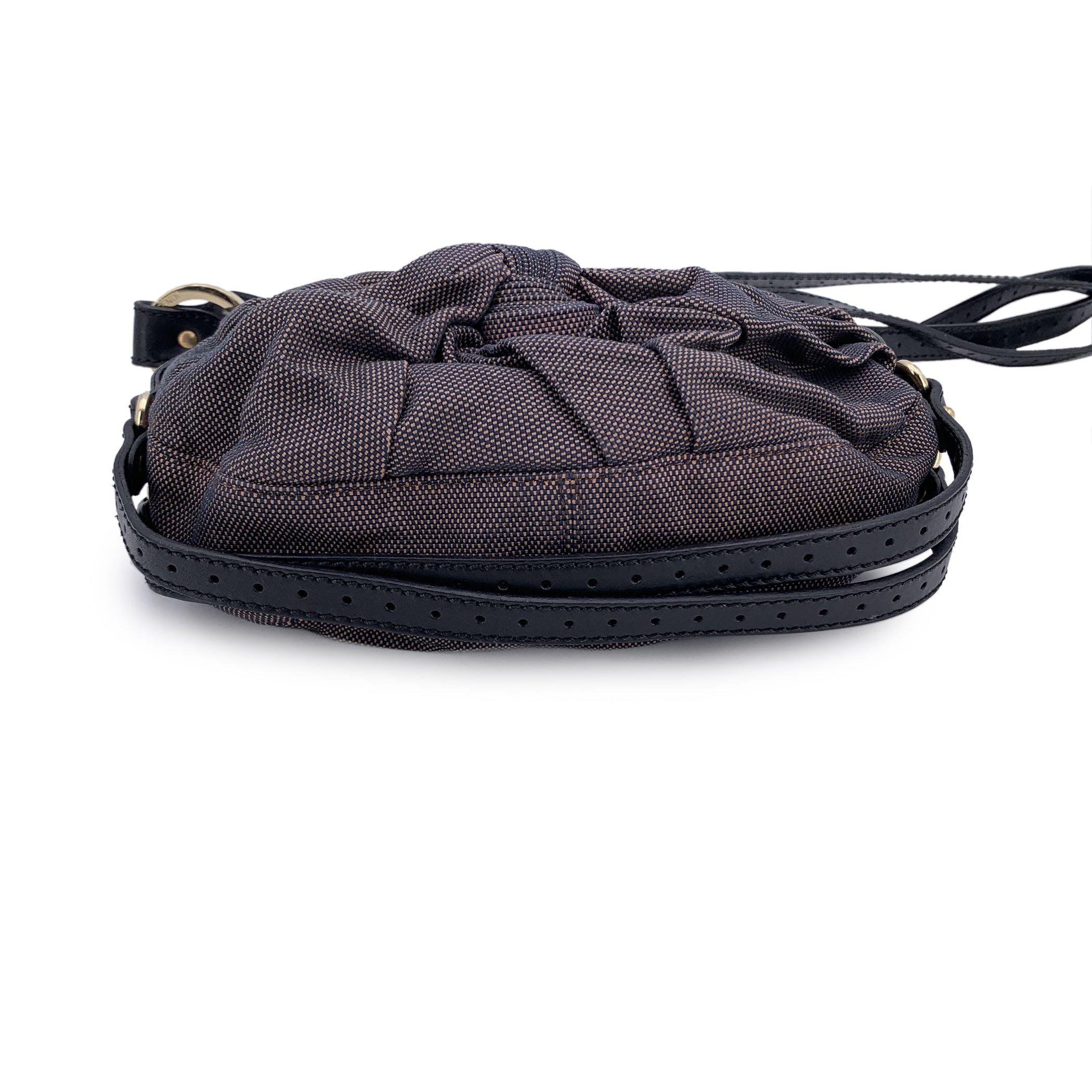 Fendi Schwarz und Braun Canvas Knot Umhängetasche Schwarz im Angebot 2