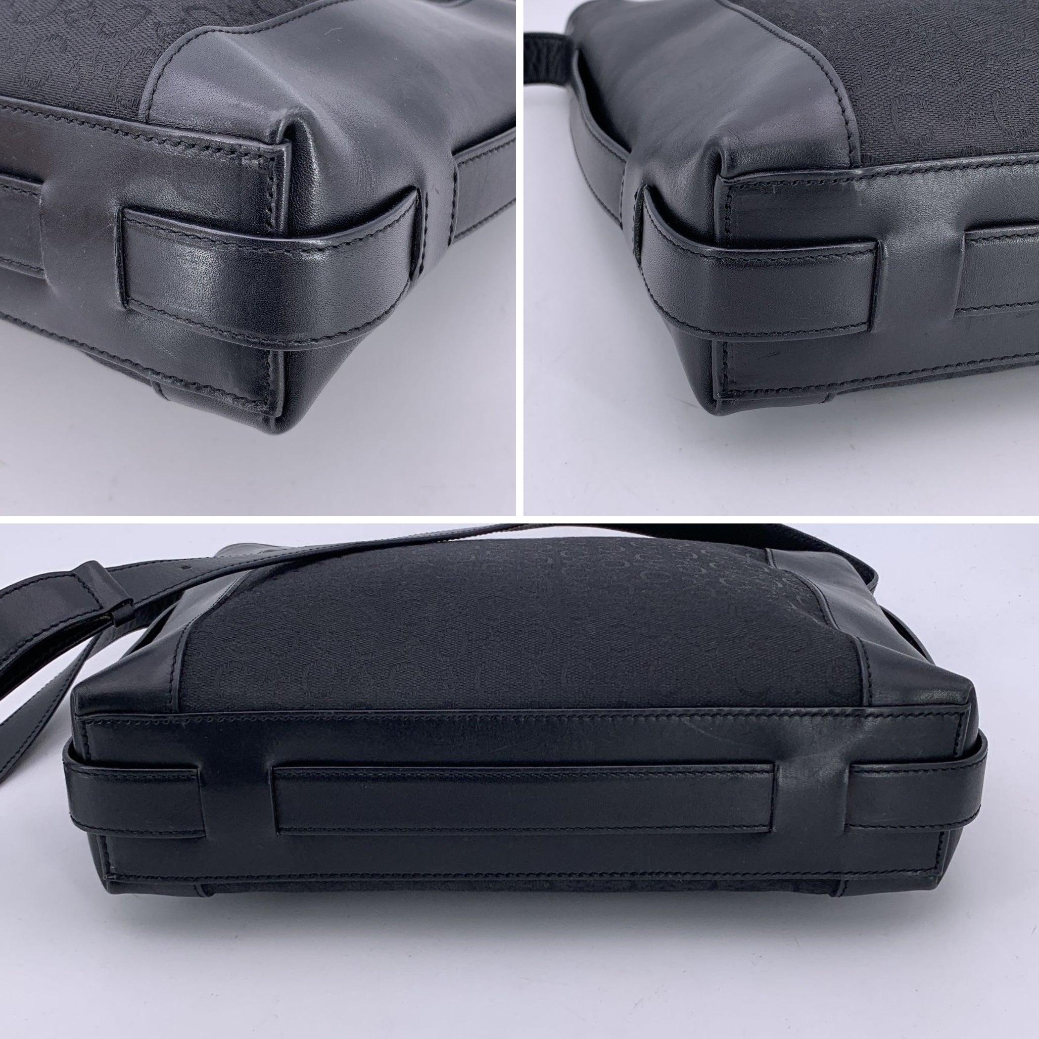 Celine Vintage Black Macadam Canvas Shoulder Bag Tote en vente 1