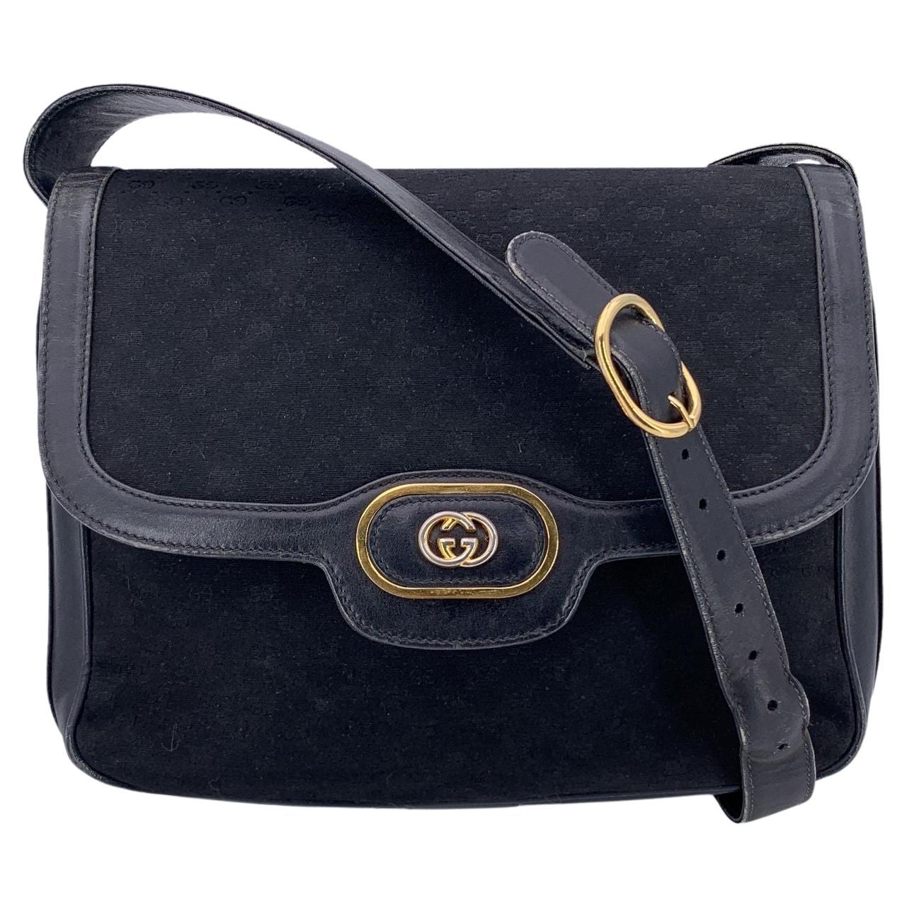 Gucci Vintage Sac à bandoulière en toile et cuir avec monogramme noir en vente