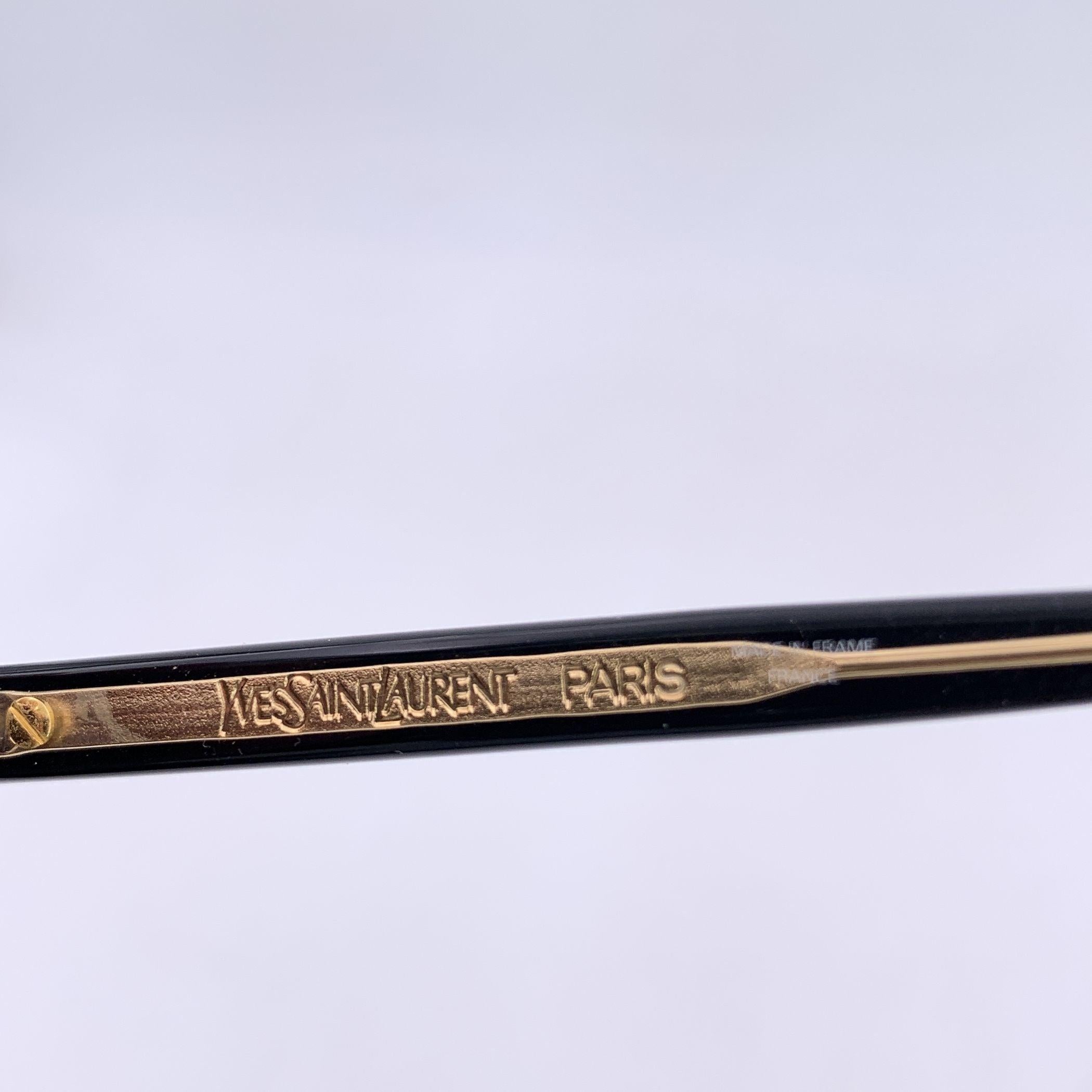 Yves Saint Laurent Gafas de sol vintage blancas y negras GALATEE 55/14 en Excelente Estado en Rome, Rome