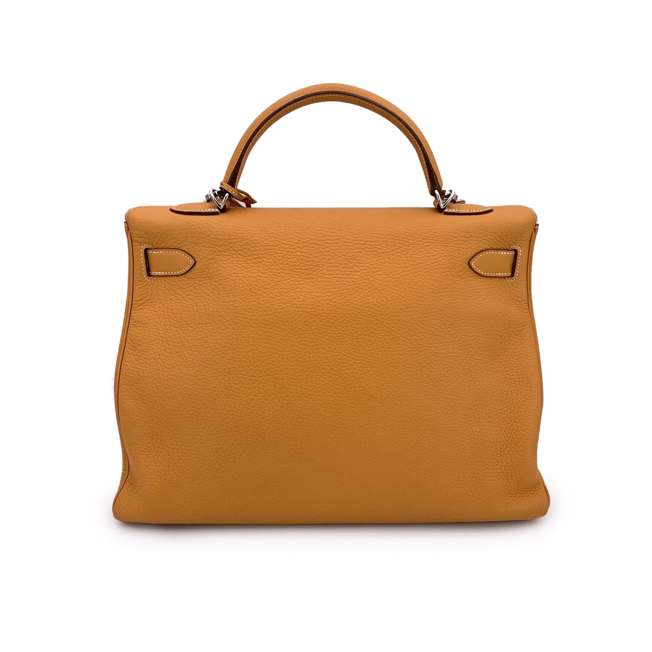 Arancia Hermes Zafferano Clemence Pelle Kelly 40 Retourne Borsa a mano in vendita