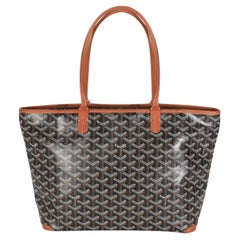 Goyard Oro Negro Goyardine Lienzo Artois MM