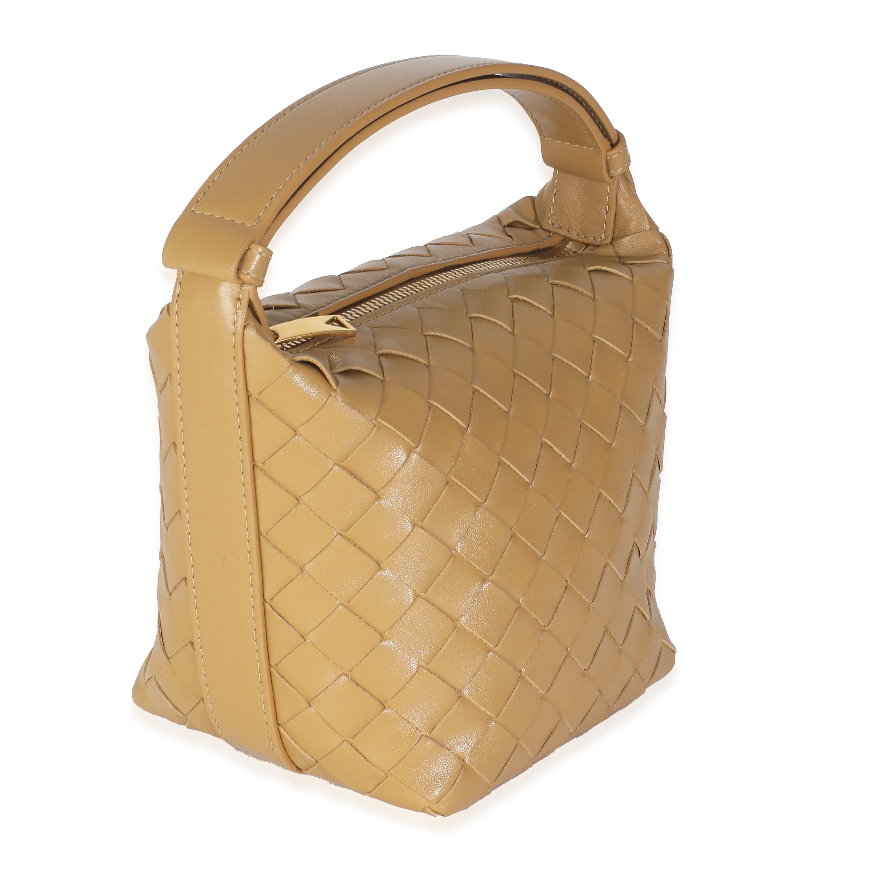 Marrone Bottega Veneta Nappa Pralina Scuro Intrecciato Candy Wallace in vendita
