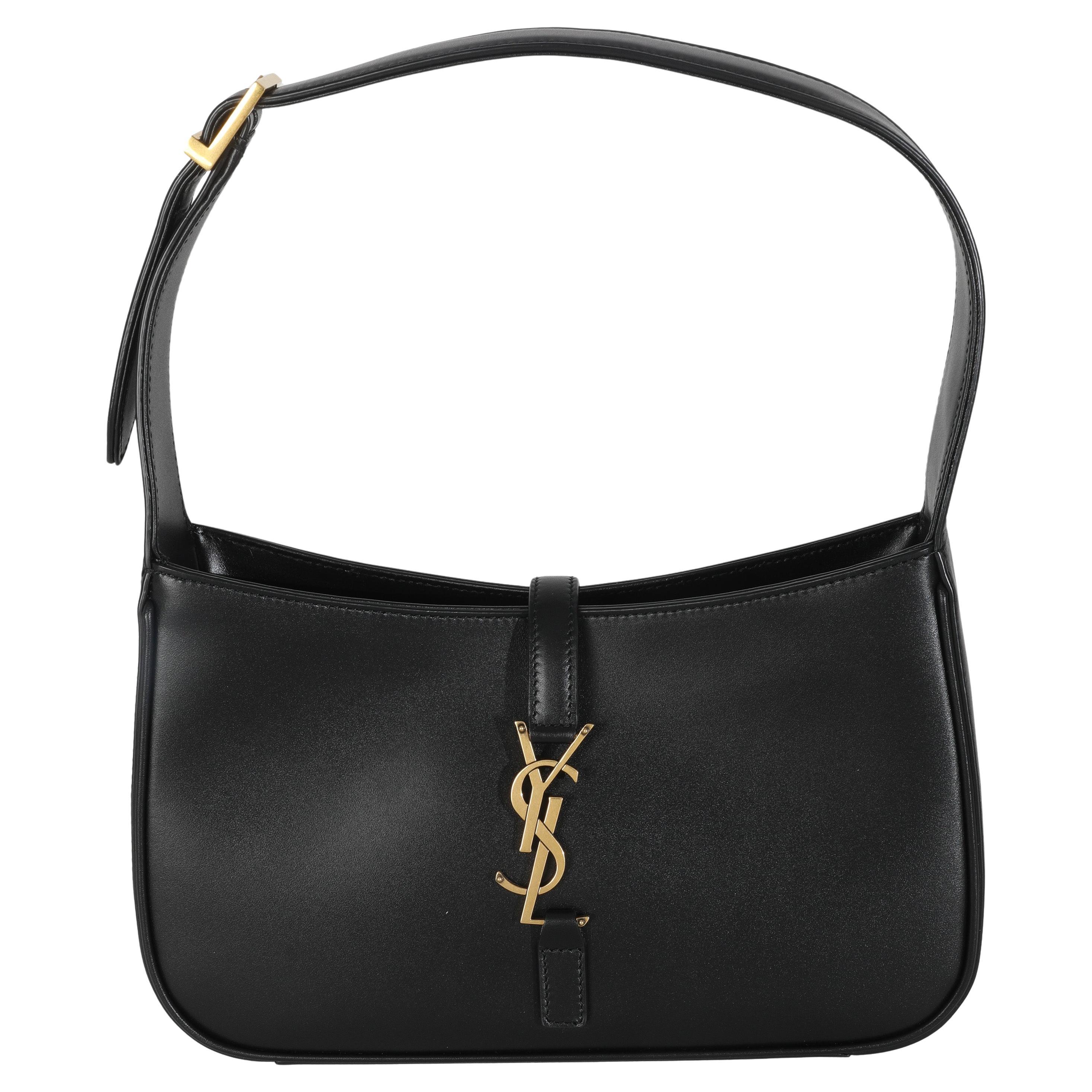 Saint Laurent Noir Cuir lisse Le 5 a 7 Hobo