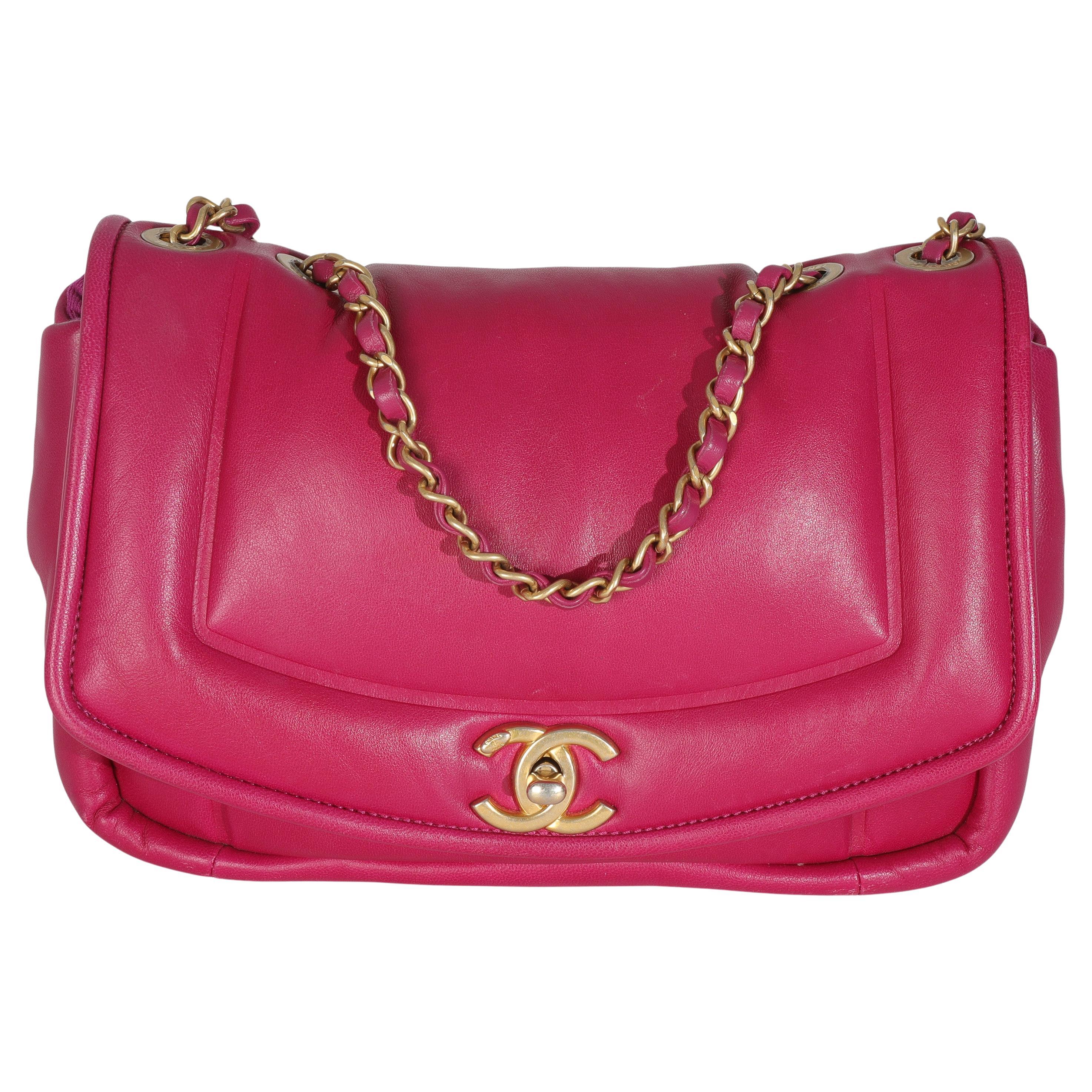 Borsa media Simply Flap di Chanel in pelle d'agnello rosa scuro
