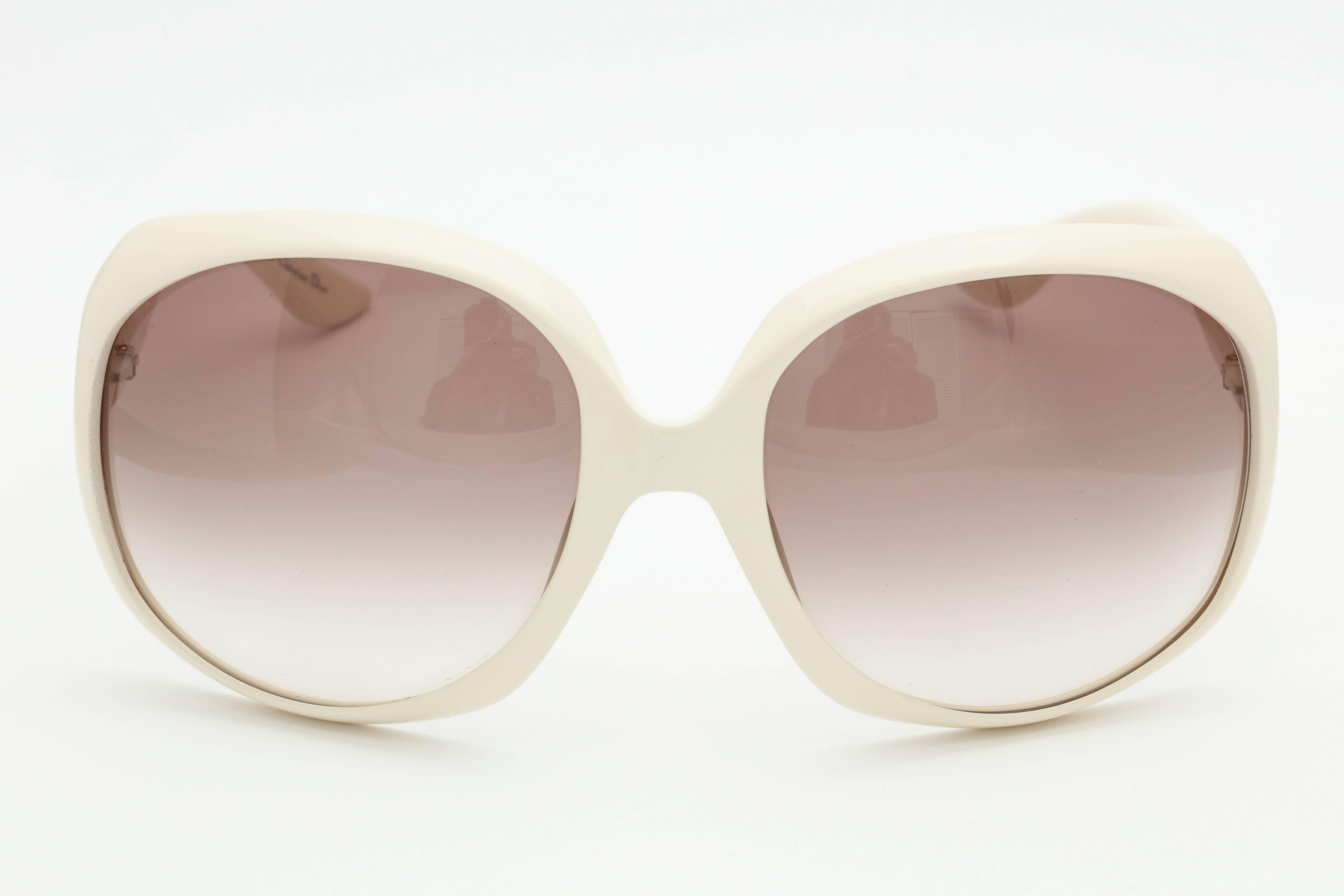 Women's Large Dior Logo Sunglasses  For Sale