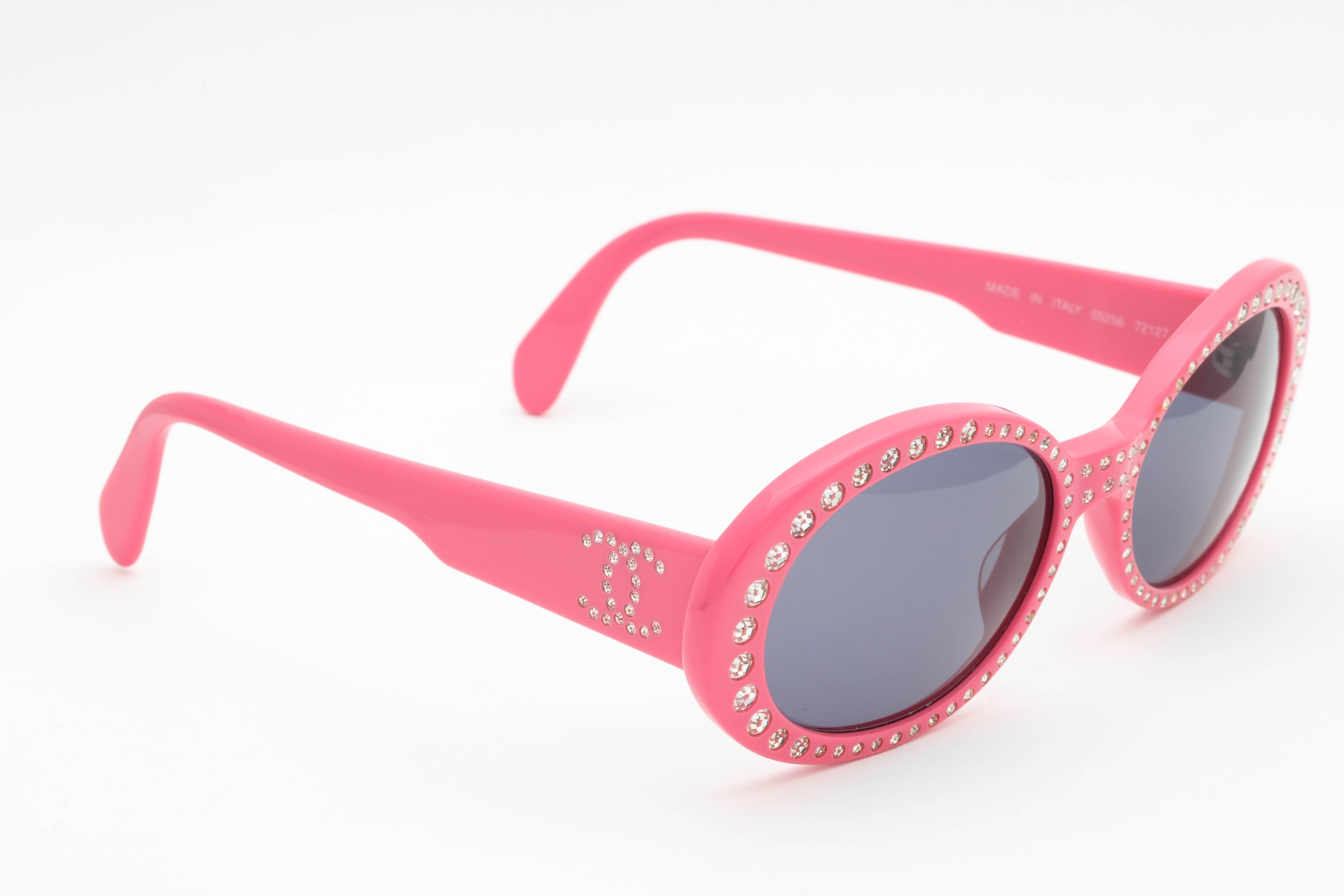 Pink Vintage Chanel Rhinestone Sunglasses In Excellent Condition In Chicago, IL