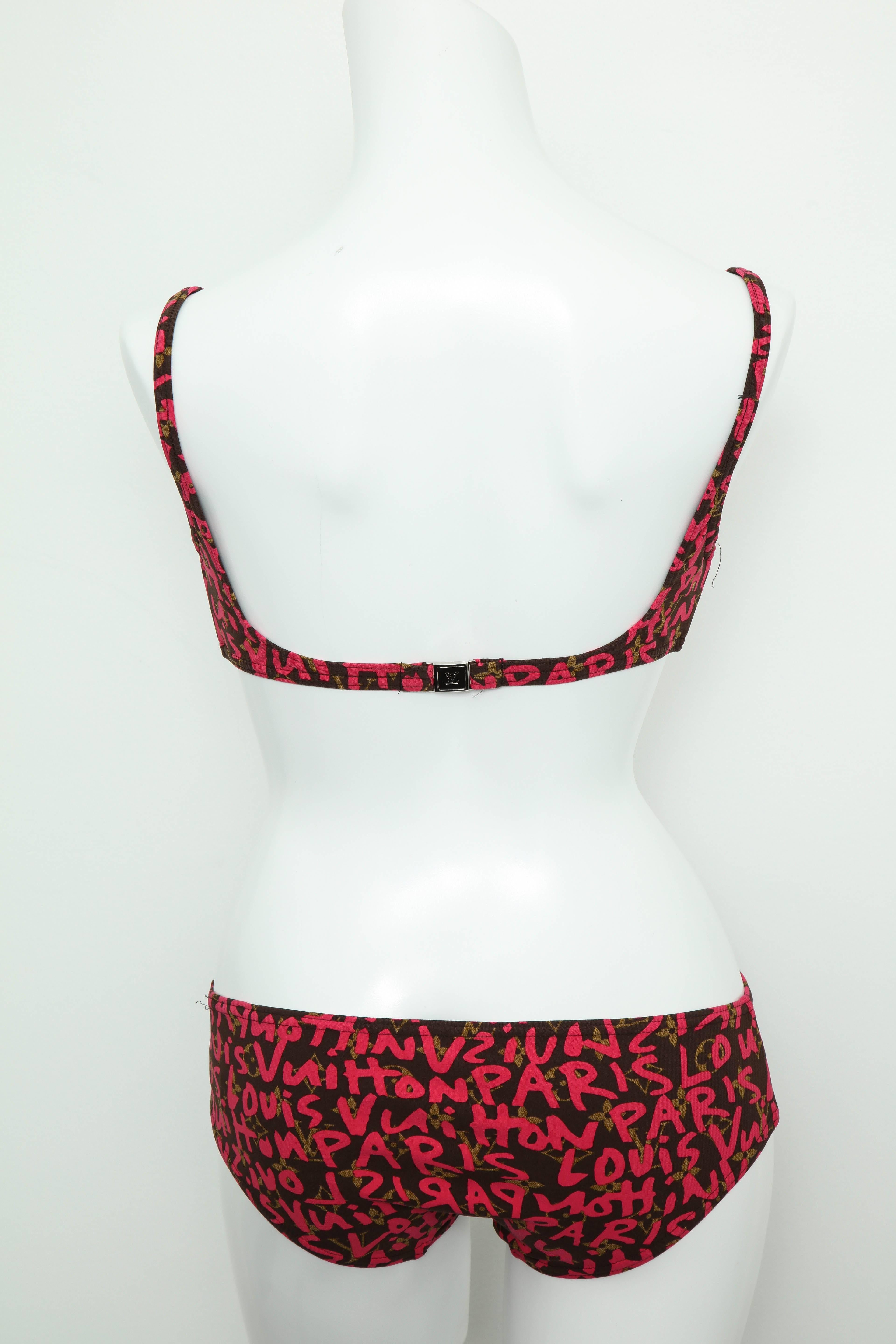 Louis Vuitton Limited Steven Sprouse Graffiti bikini  In Excellent Condition In Chicago, IL