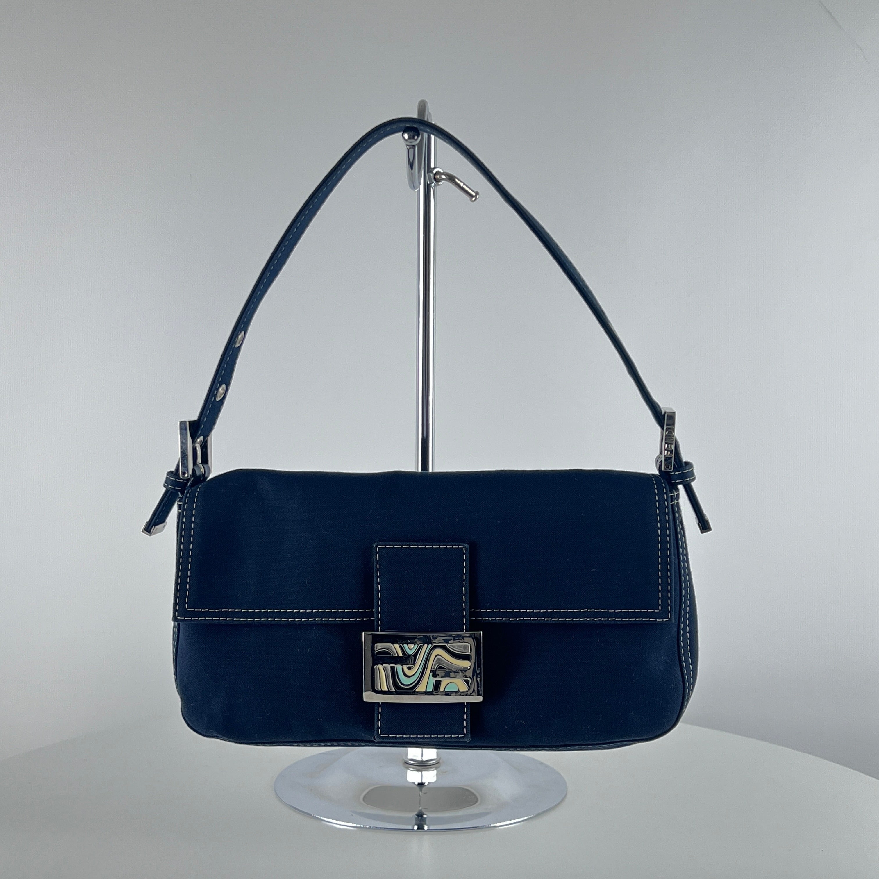 Fendi Baguette Blaue Denim Umhängetasche Silber-Ton