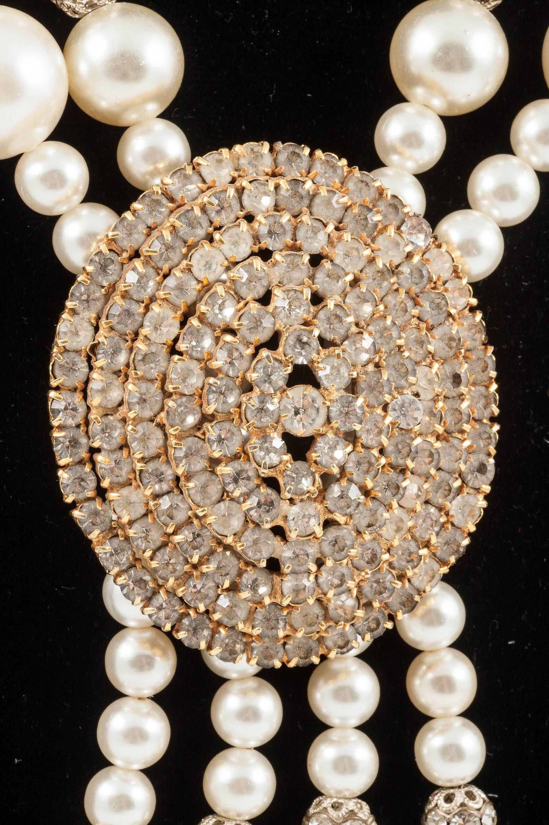  Huge pearl and clear paste 'tassle' necklace, 1960s In Good Condition In Greyabbey, County Down
