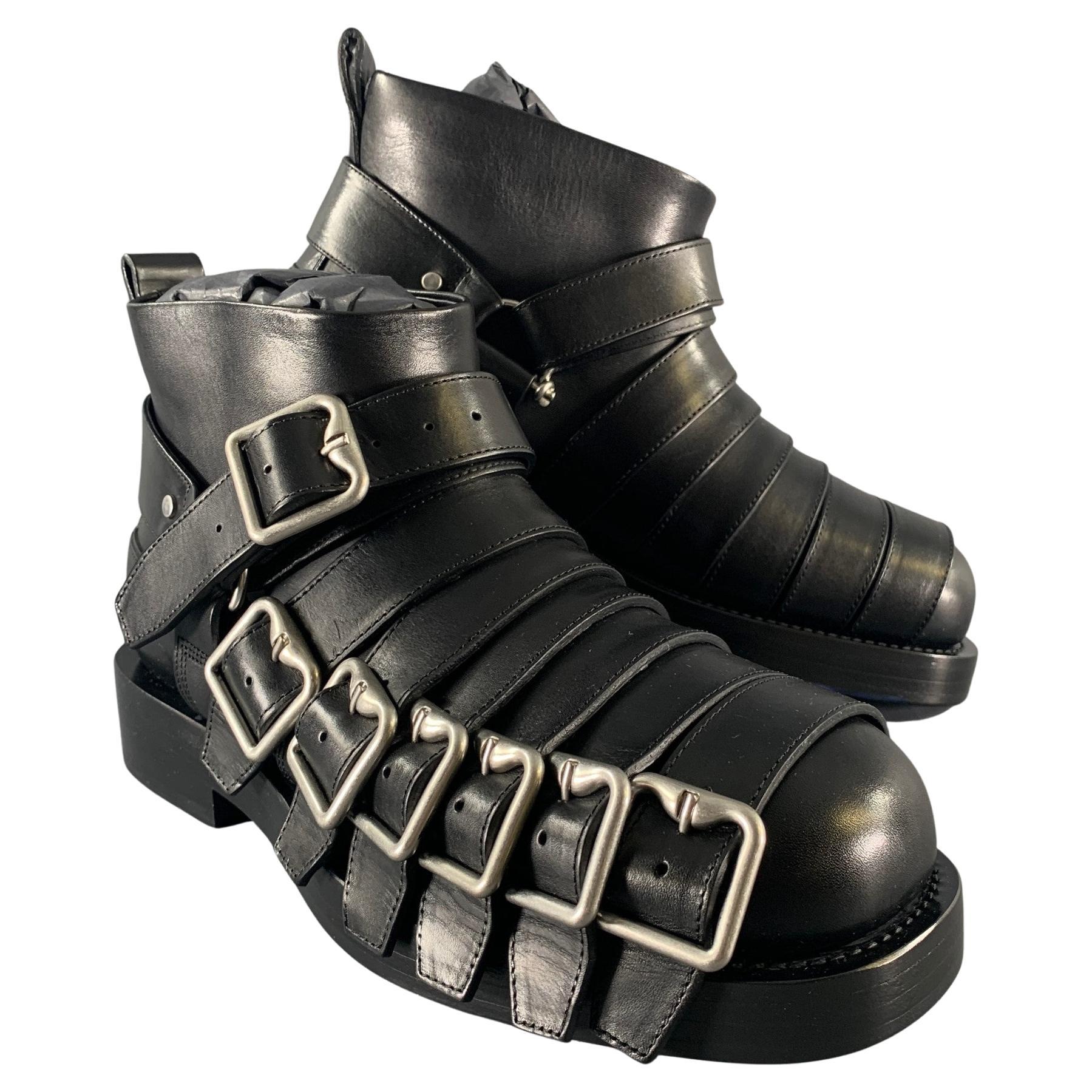 BURBERRY Taille 8.5 Bottes en cuir noir à enfiler