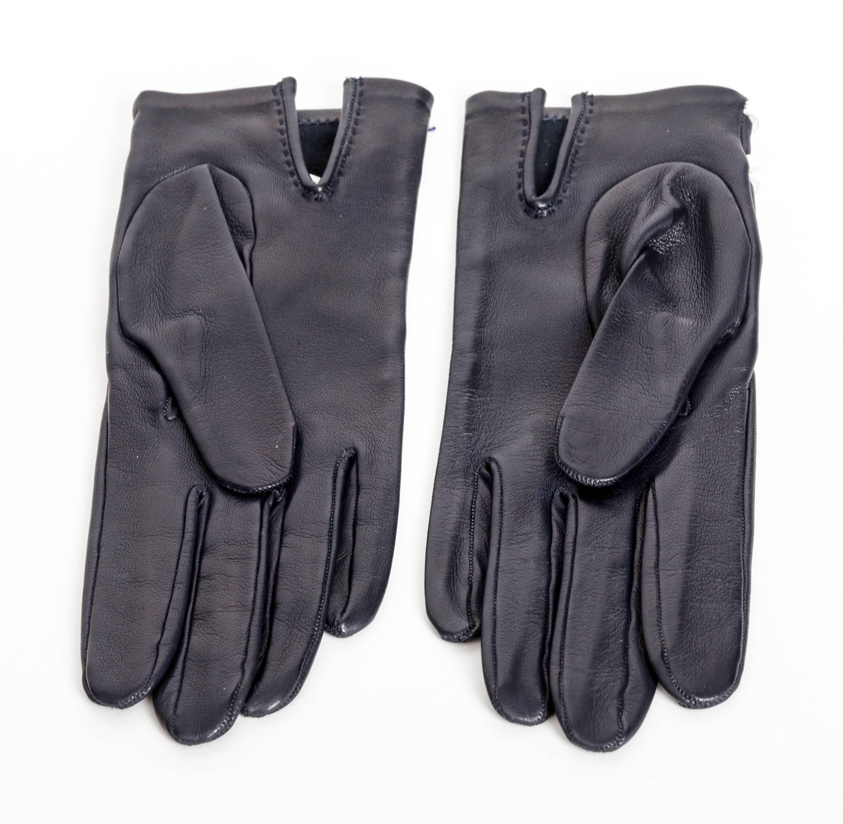 Black Hermes Navy Leather Gloves