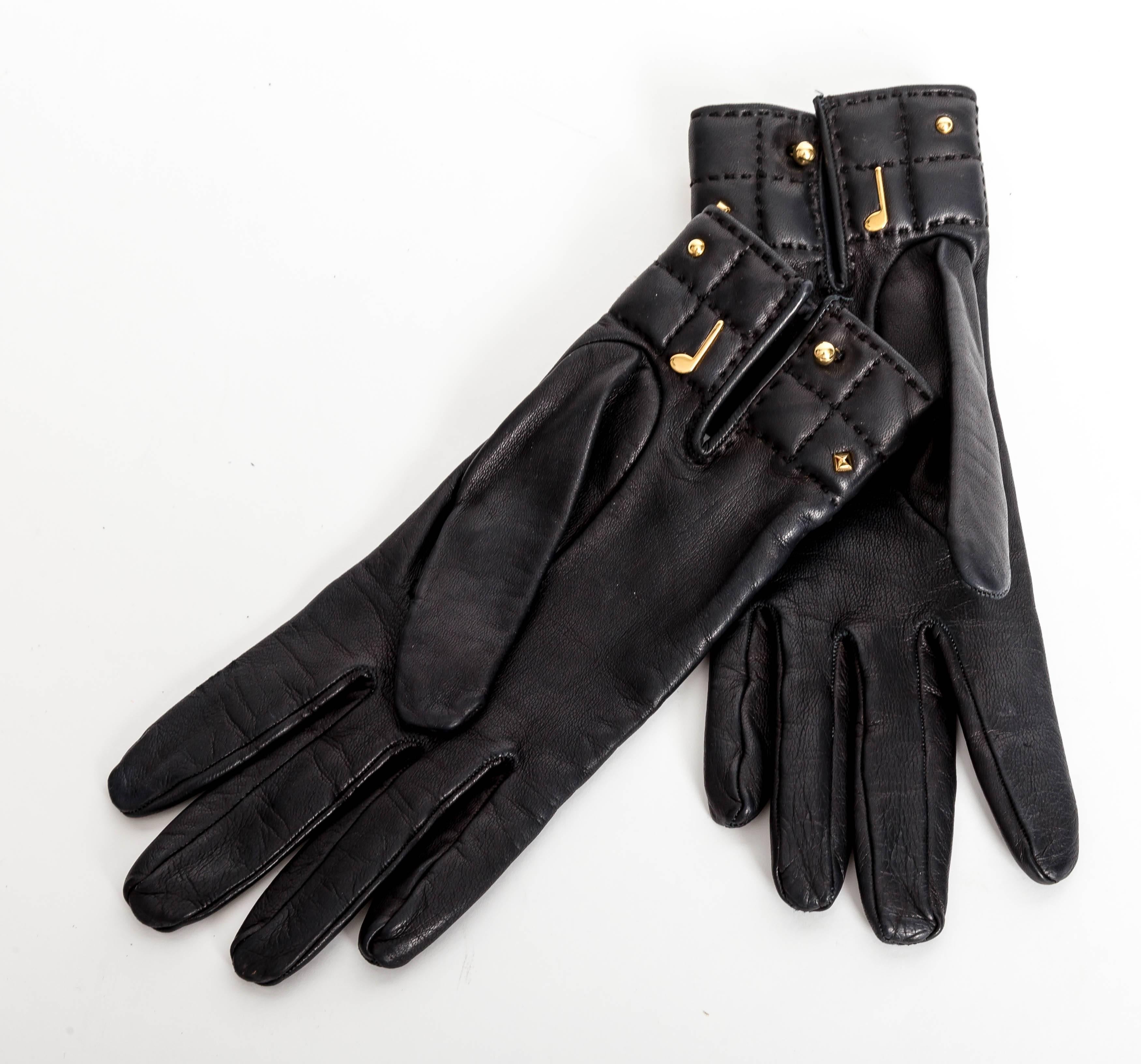 Beautiful Hermes Black Leather Medoru Gloves
Size Small
