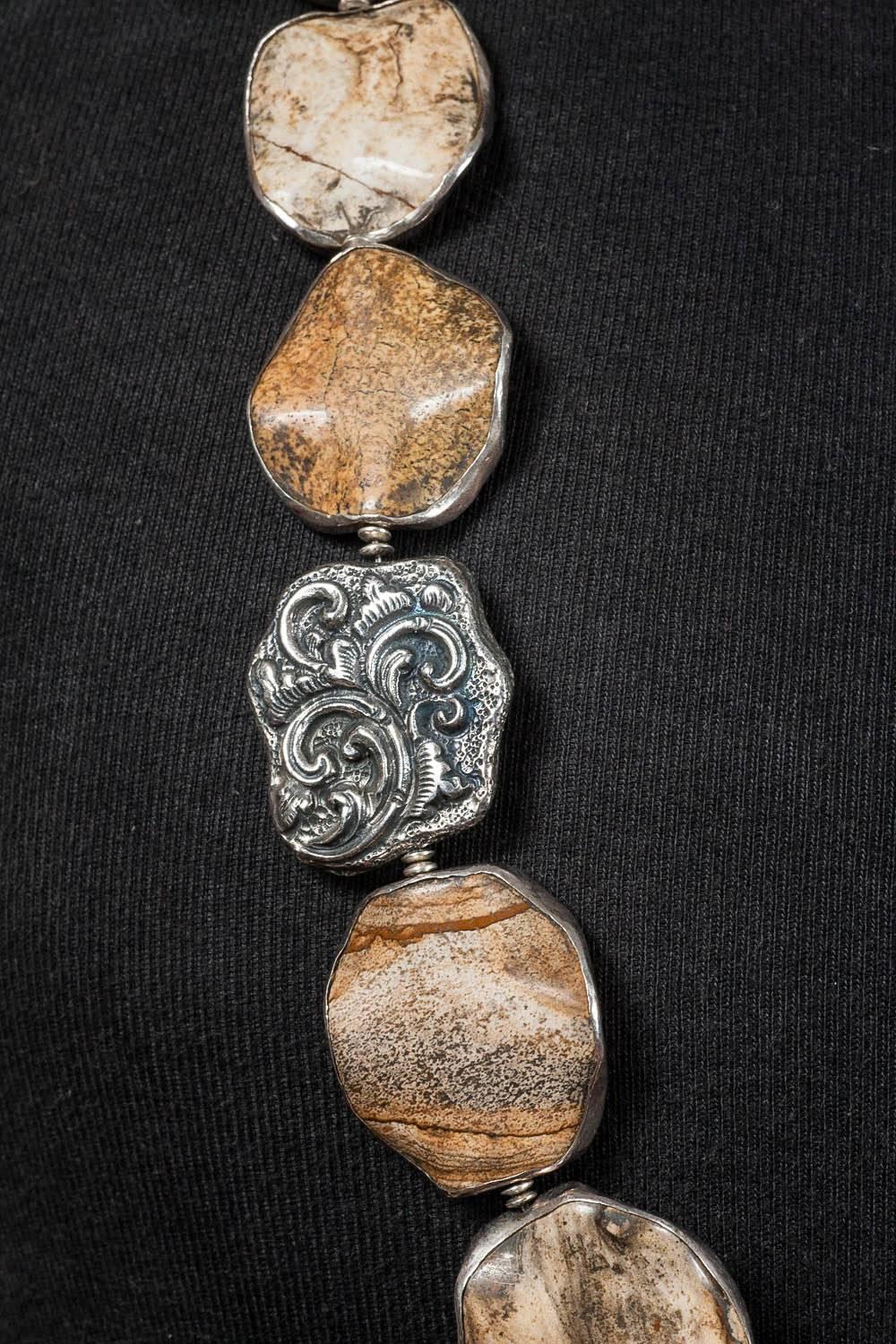 Highly unusual agate and silver necklace or belt, 1970s . In Good Condition In Greyabbey, County Down