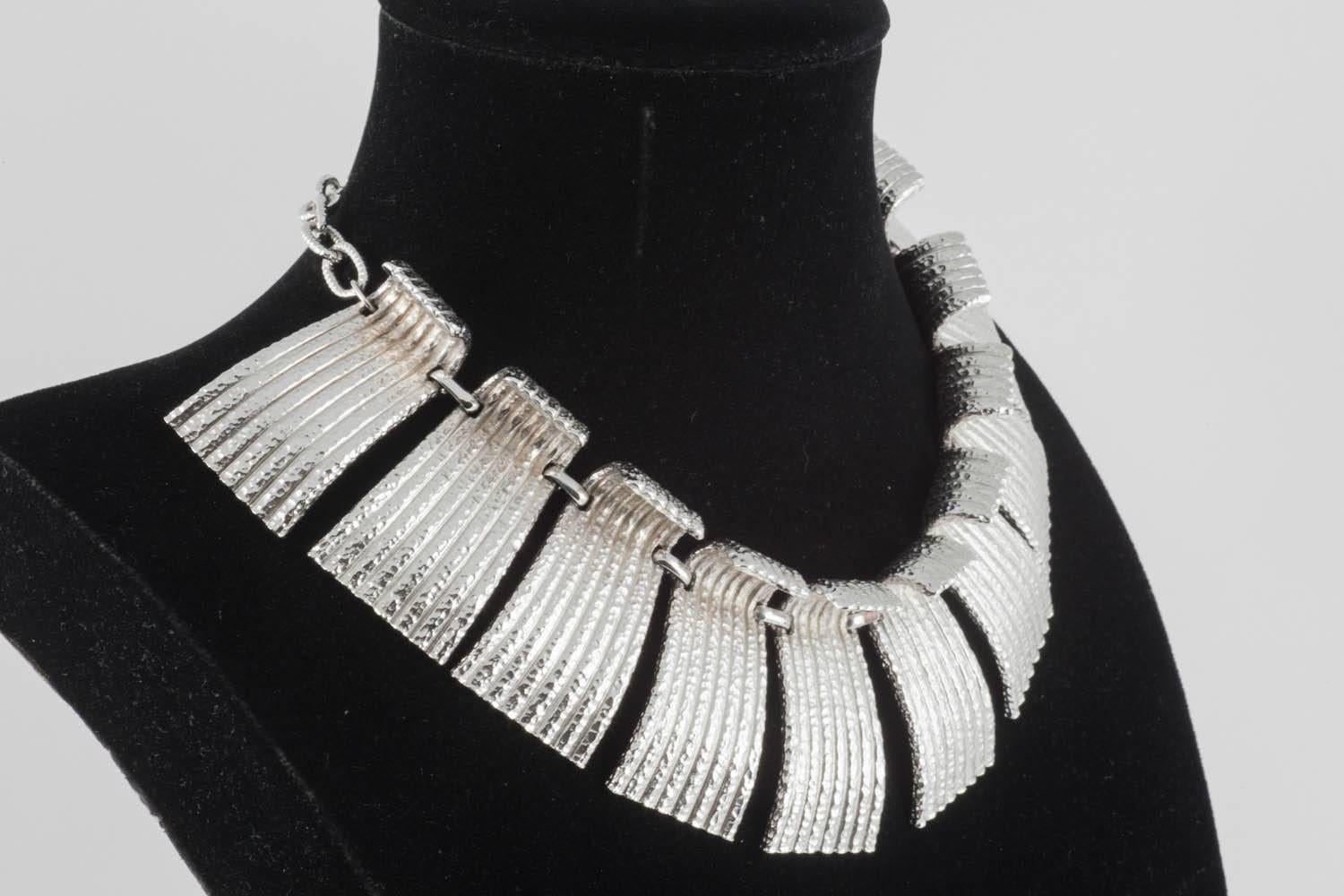 Egyptian Revival  Modernist silvertone 'Cleopatra' collar, Vendome, 1960s