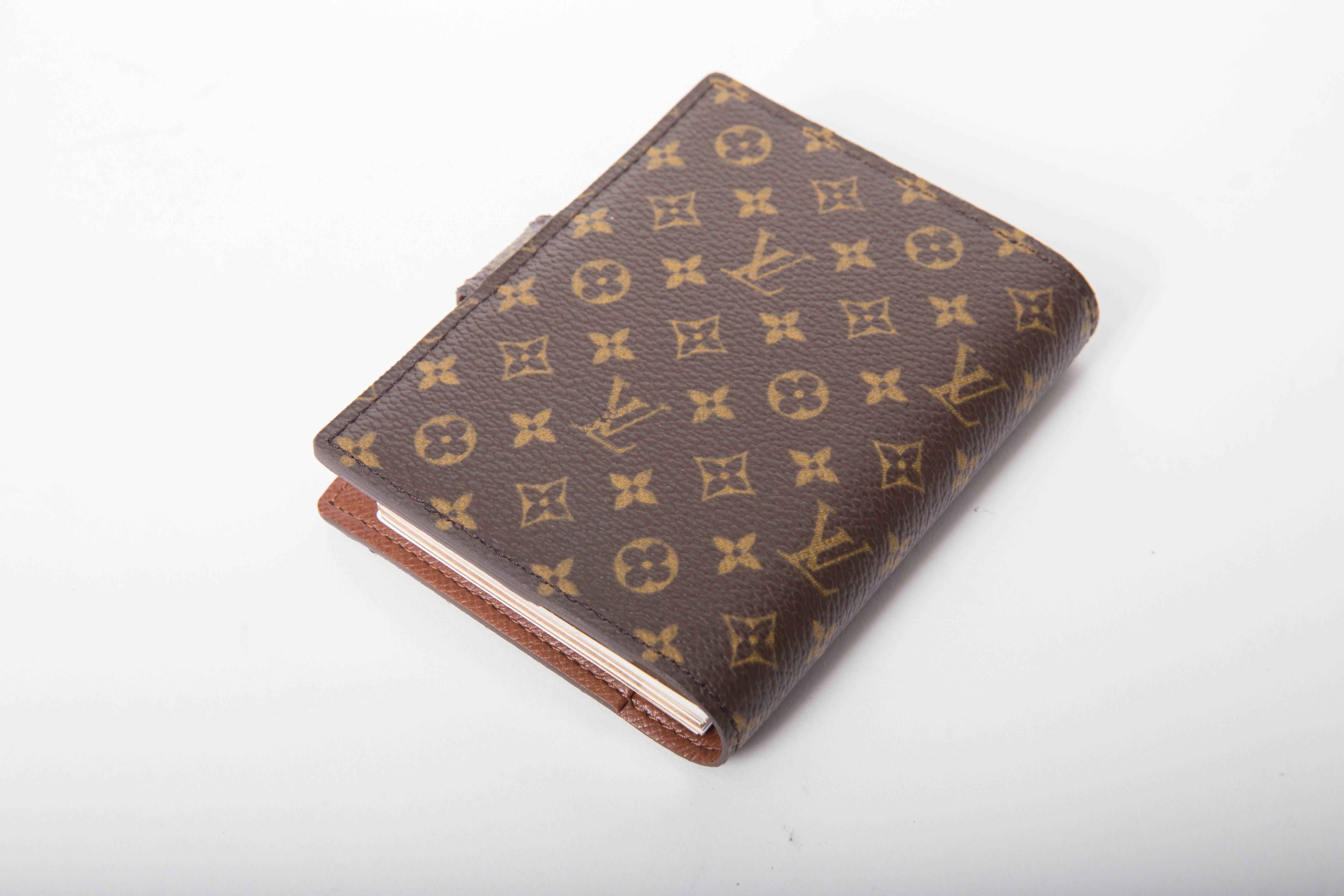 Louis Vuitton Desk Agenda - For Sale on 1stDibs  louis vuitton desk agenda  cover, louis vuitton monogram desk agenda cover, lv desk agenda cover