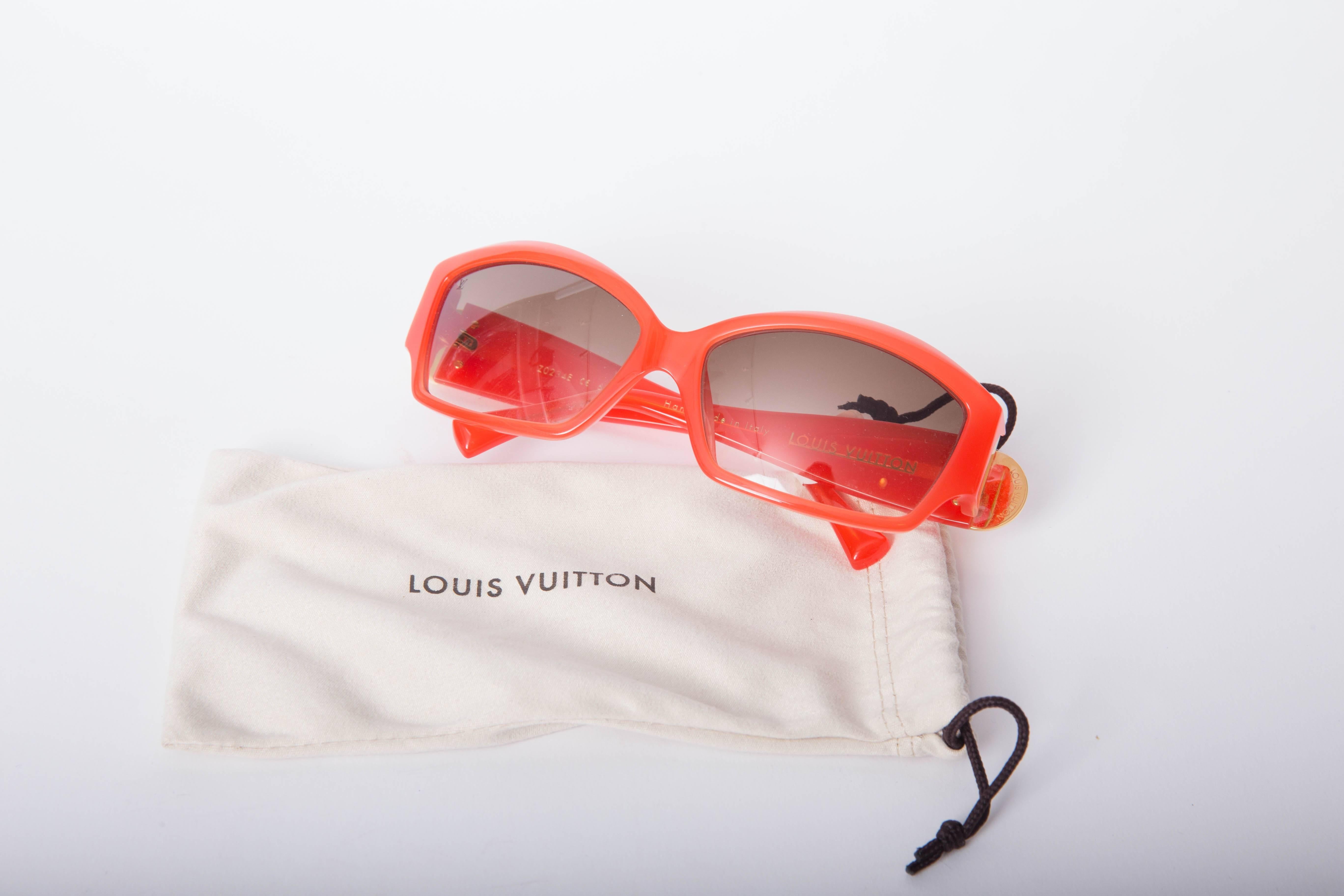 Fabulous Louis Vuitton sunglasses with orange frames.
Perfect condition.
Soft case is included.
Model No Z0234E CE 60 15