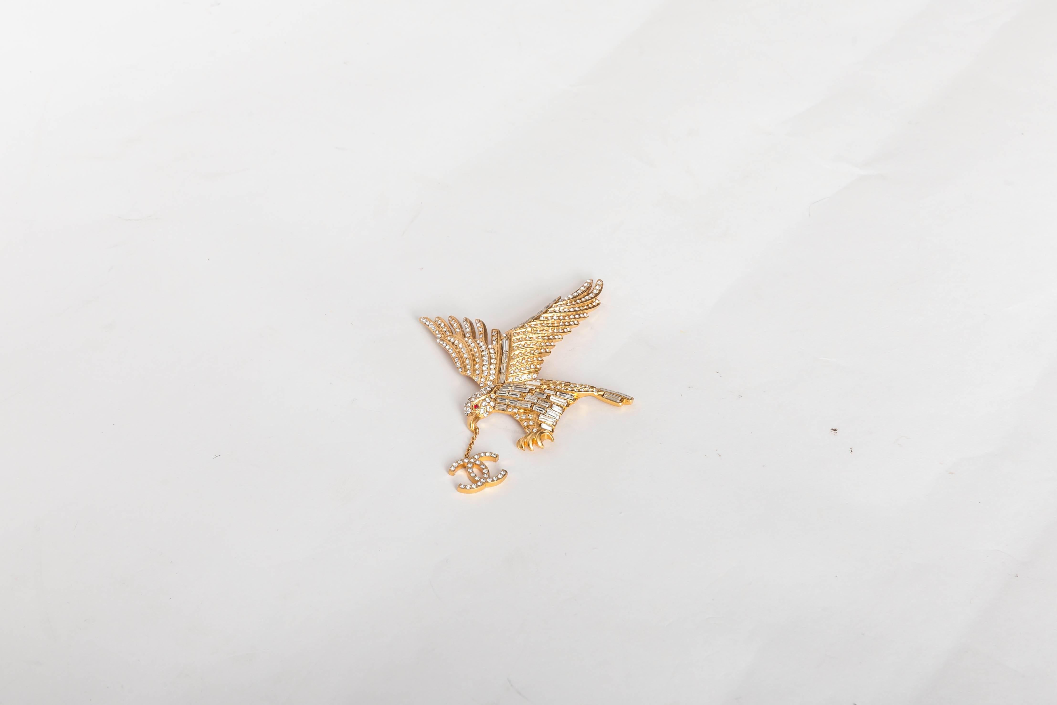 Chanel Vintage Gold Plated Eagle Brooch 4