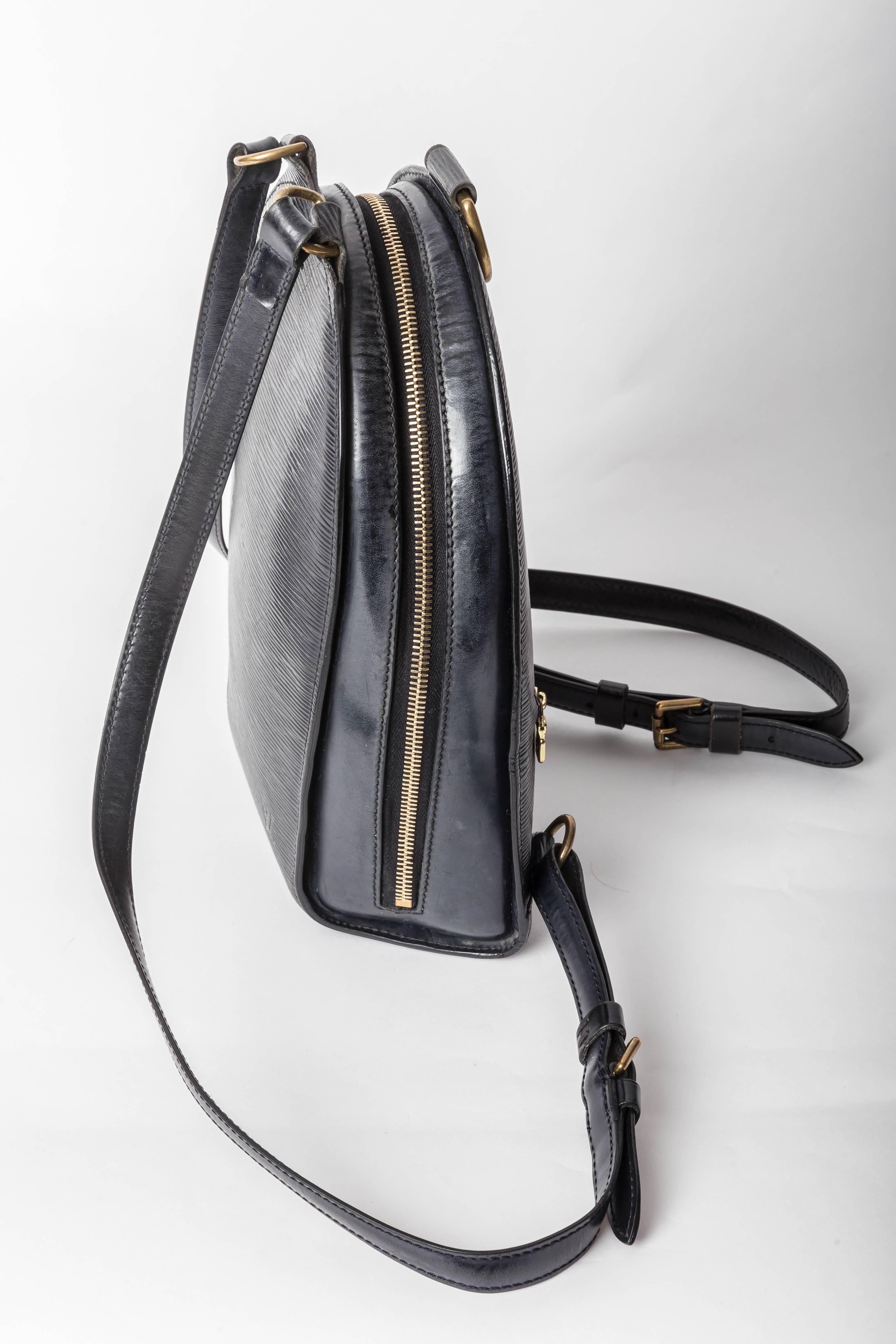 Women's or Men's Louis Vuitton Epi Backpack