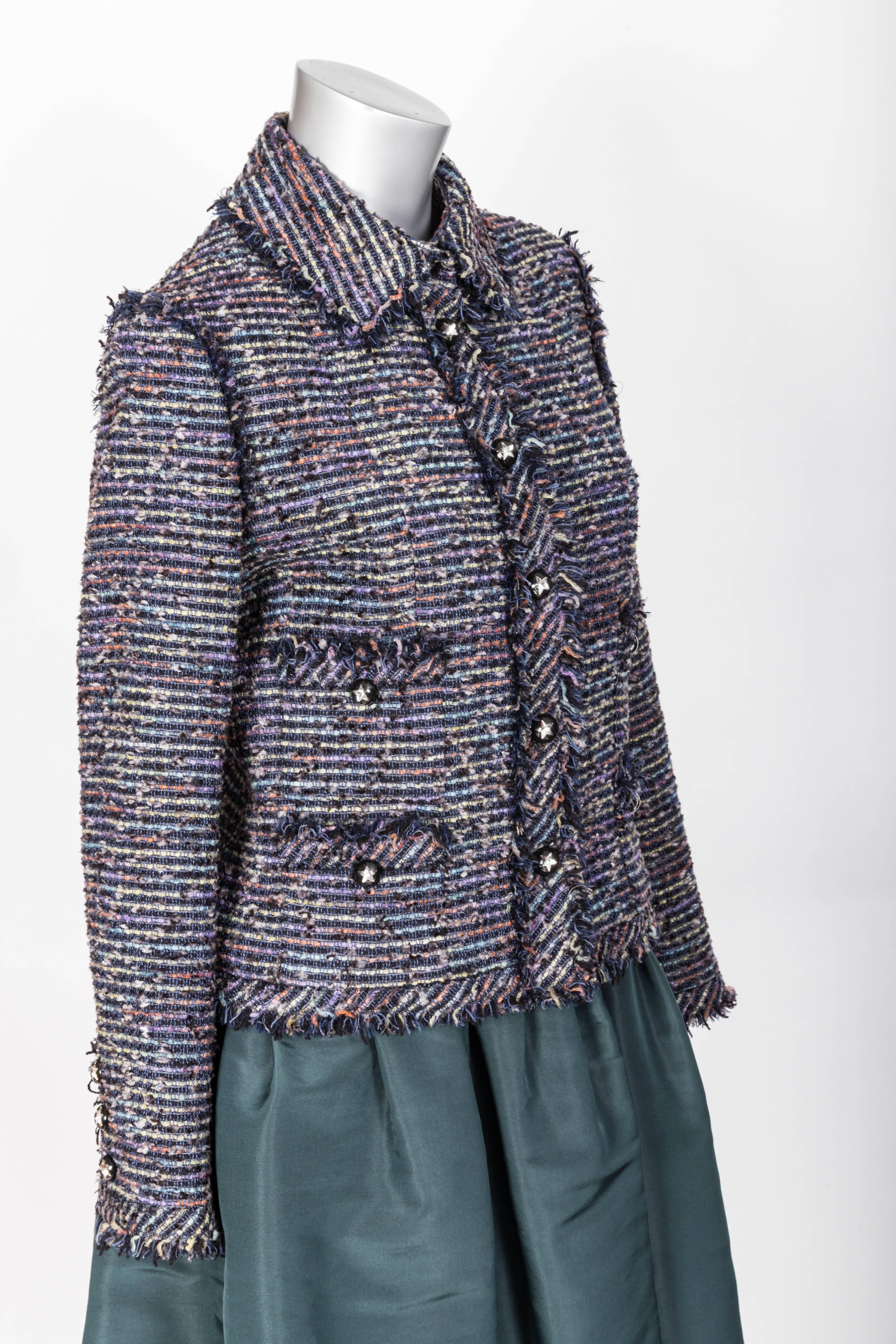 Chanel Tweed Jacket with Fringe Trim FR 40 / US 8 In Excellent Condition In Westhampton Beach, NY