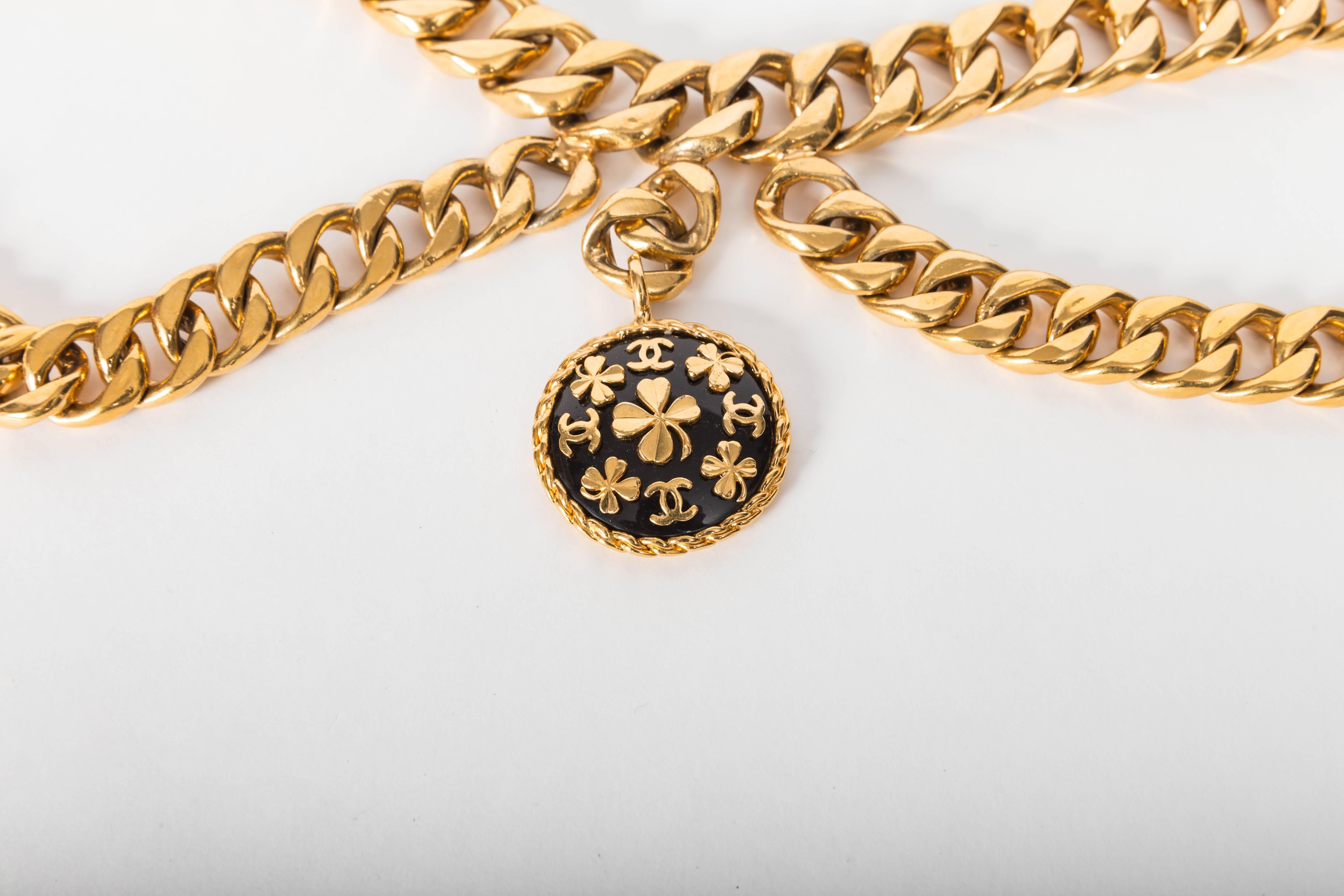 Chanel Vintage Gold Plated Belt with Charm 7