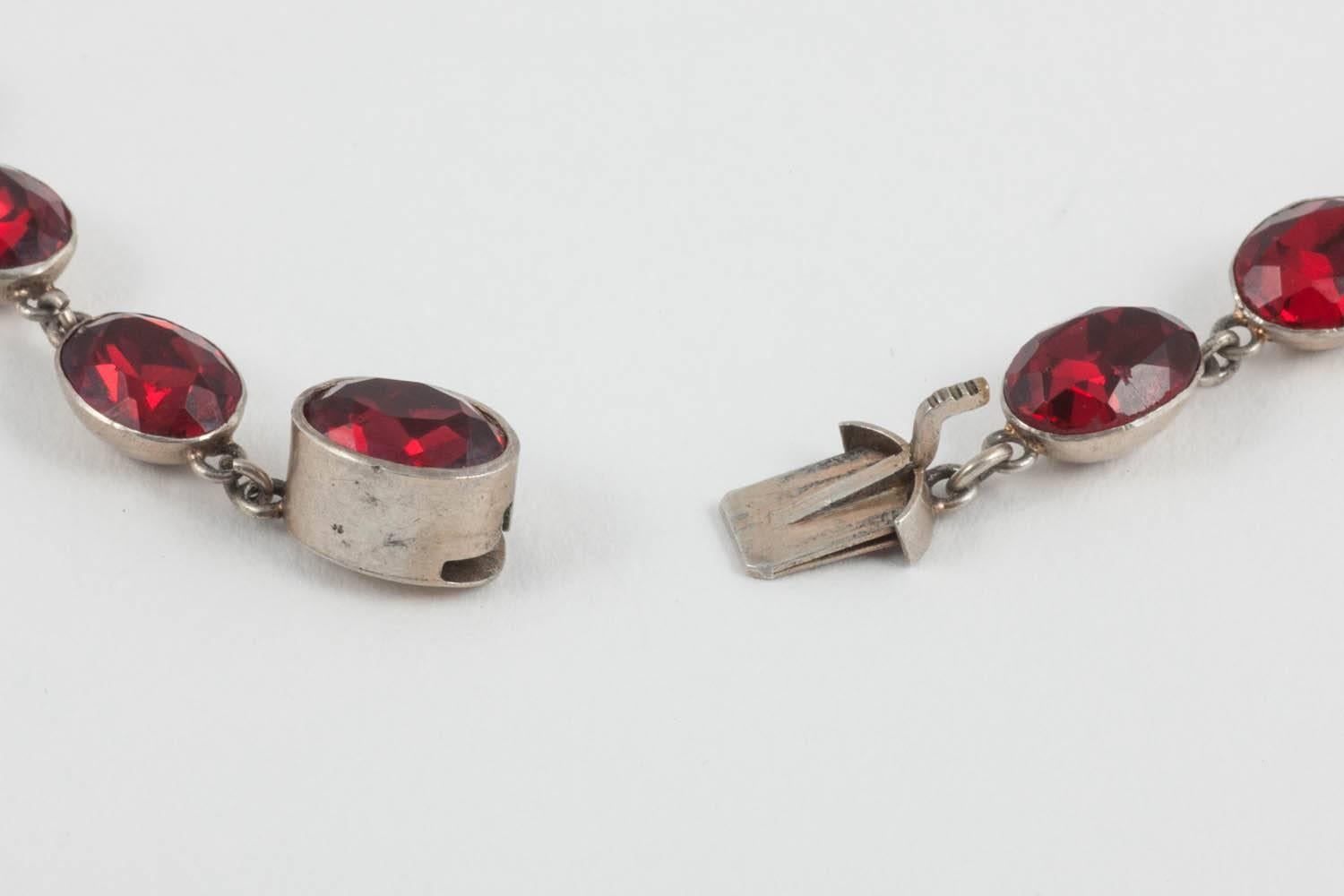 Deep ruby red glass and sterling silver necklace, late 19th century 1