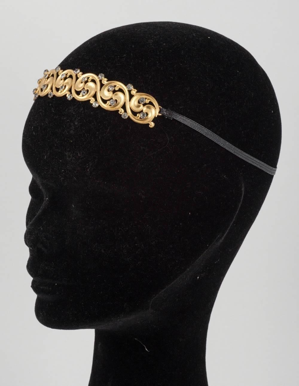 Early Victorian gilt metal and clear paste hair ornament or small tiara, c1830s  In Excellent Condition In Greyabbey, County Down