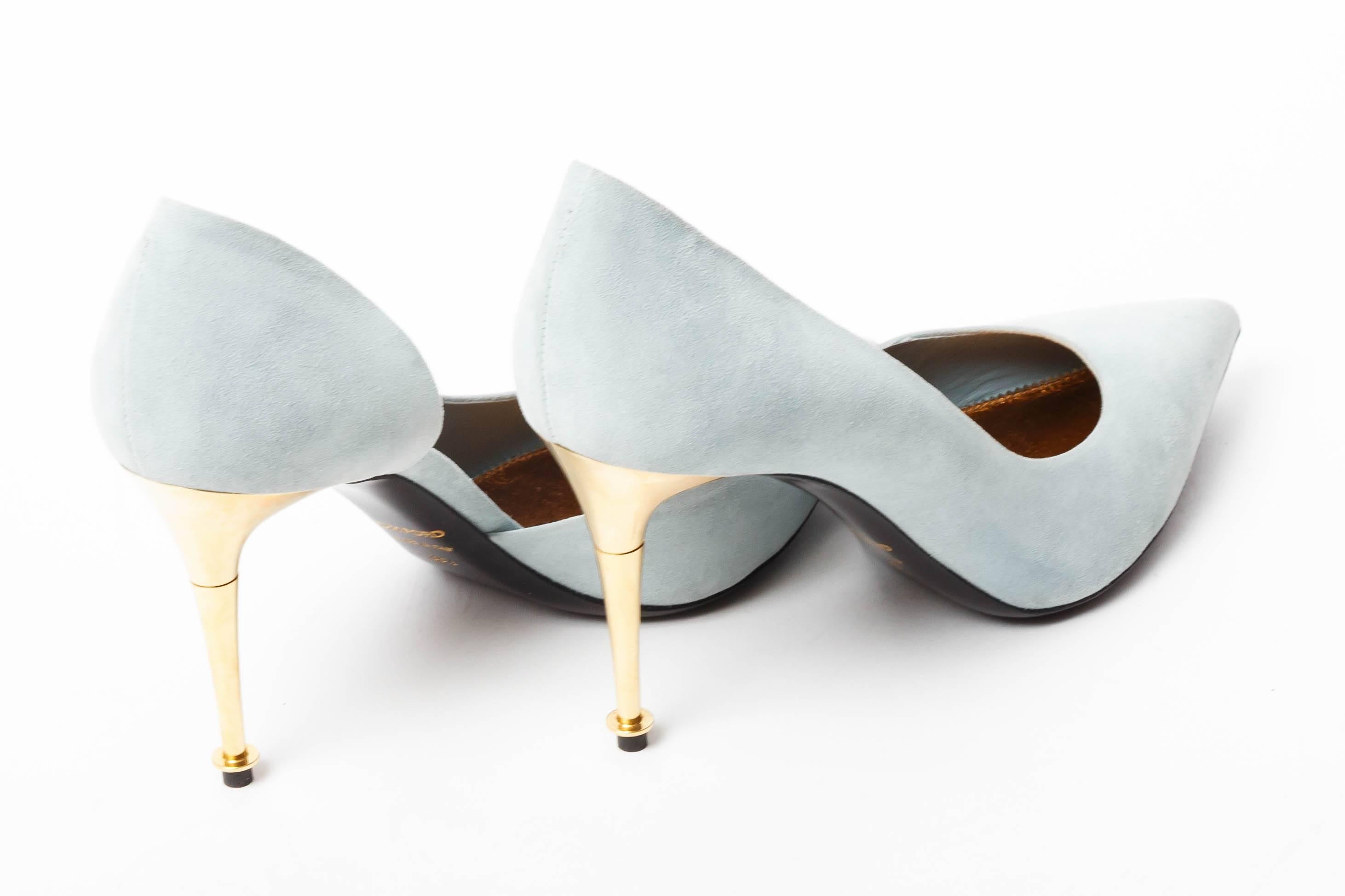 Women's Tom Ford Powder Blue Suede Pumps With Spike Heel - New With Box - 38.5 / 8.5