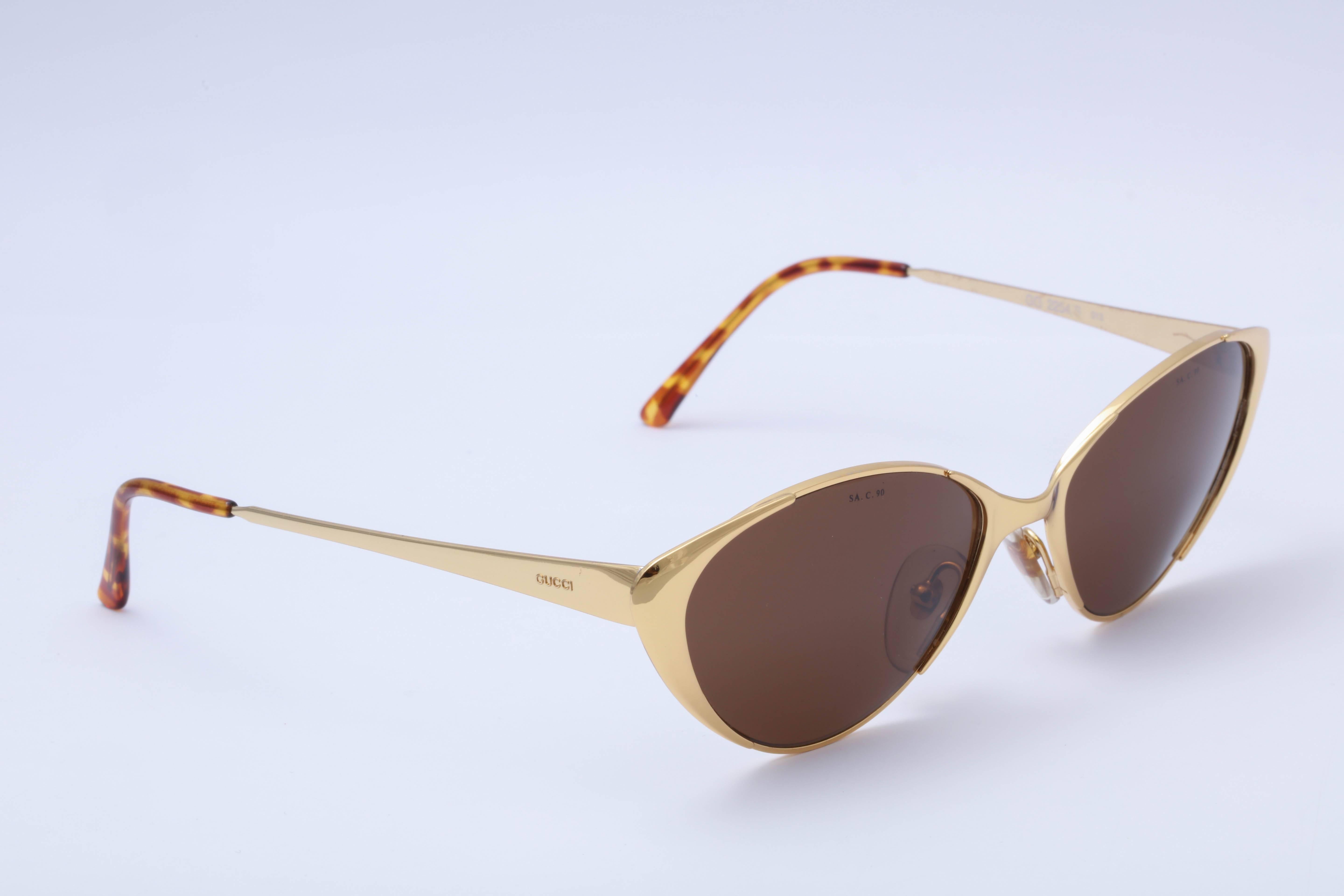Women's Vintage Gucci Cat Eye Sunglasses