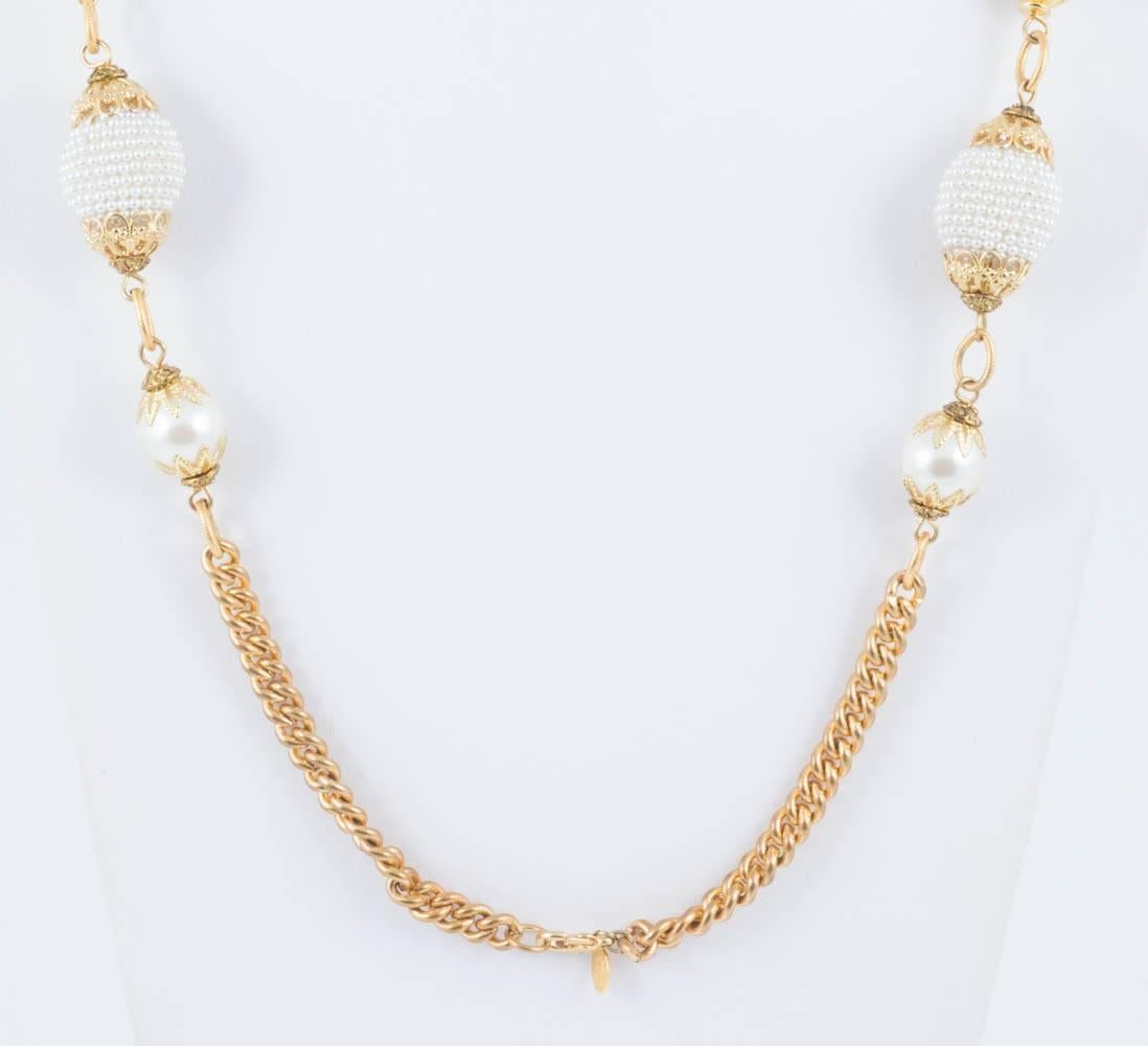 Gilt and pearl sautoir, Lawrence Vrba, USA, 1990s. 2