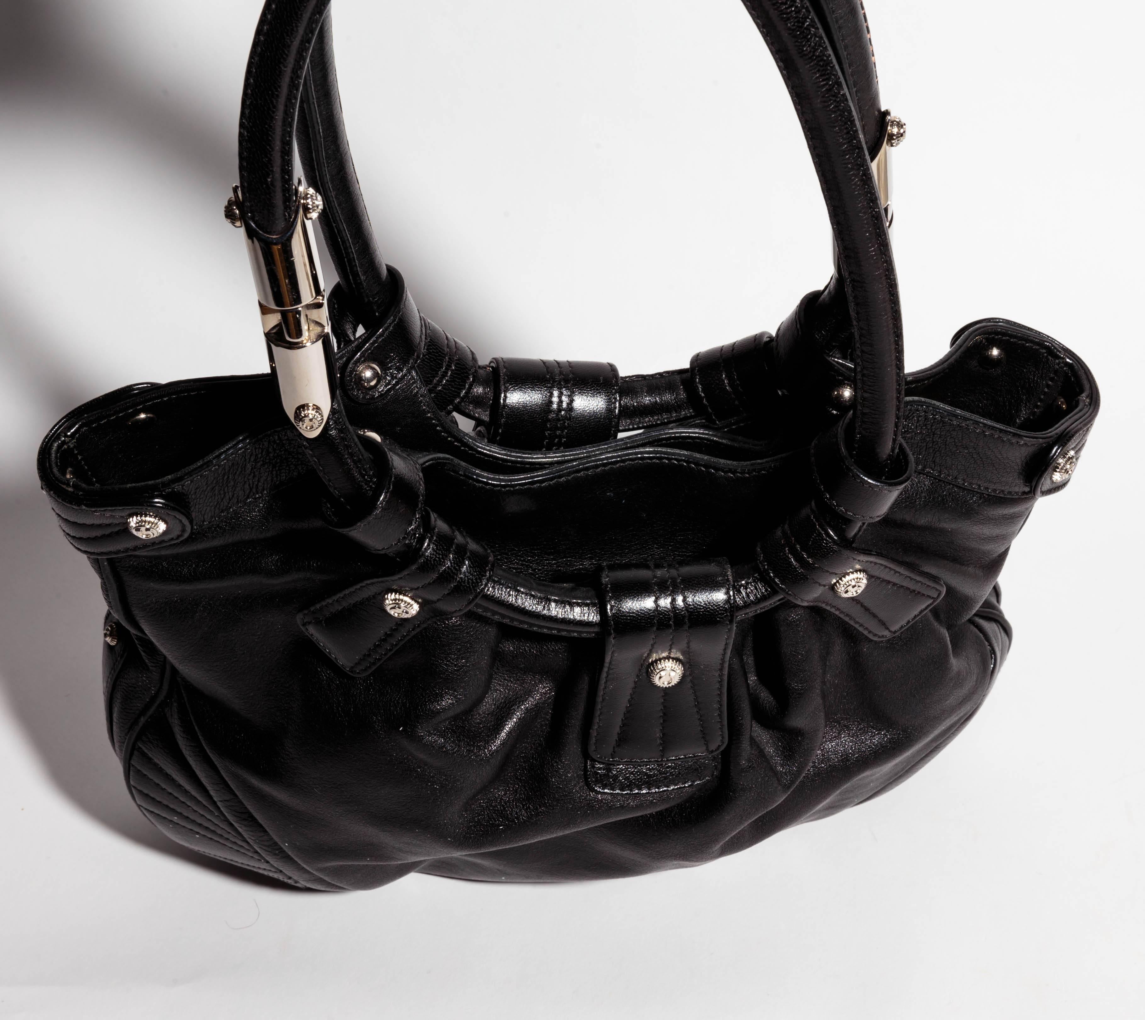 Ferragamo Black Leather Shoulder Bag For Sale 6