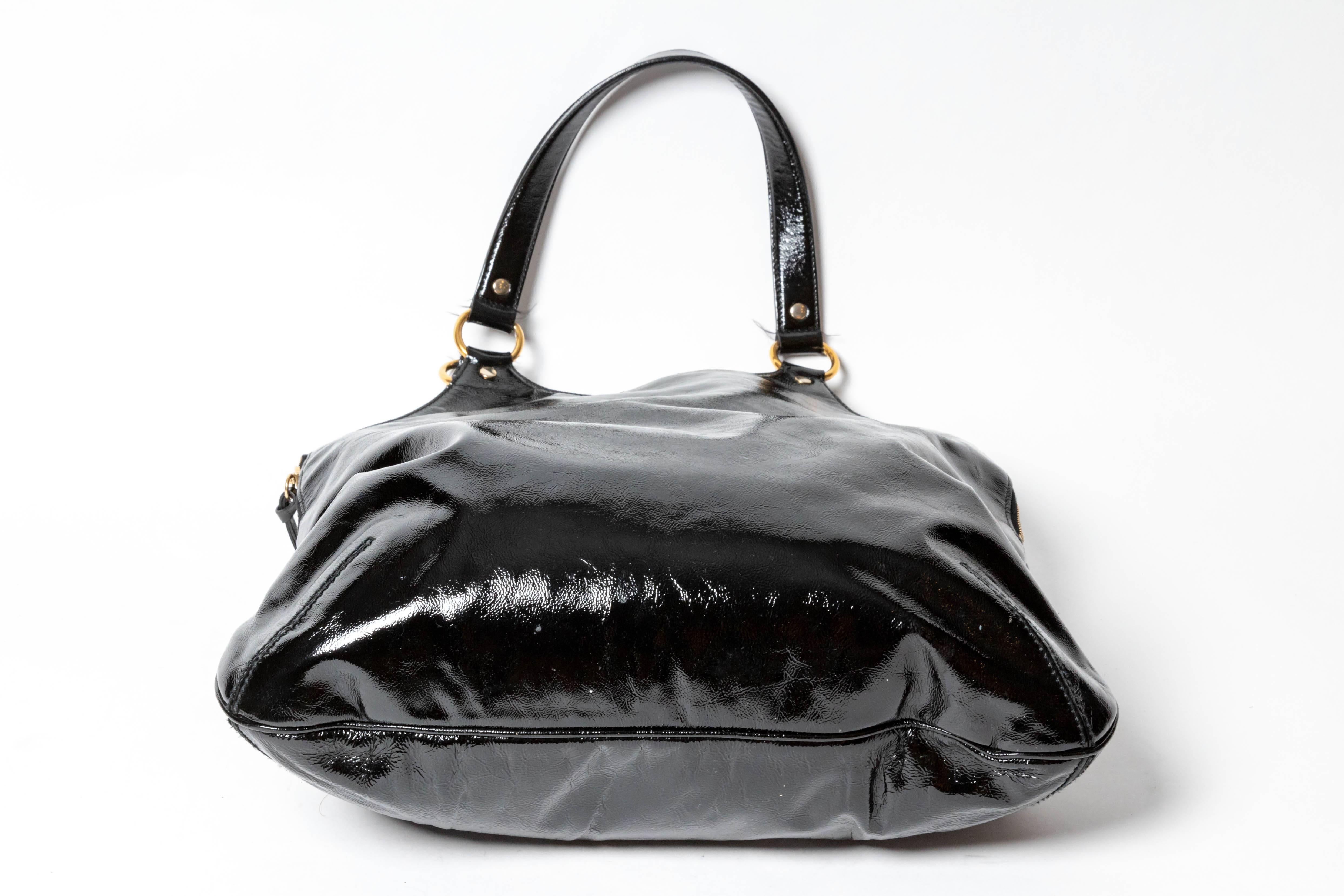 Women's Yves St Laurent Black Patent Tribute Bag -  Very Good Condition For Sale