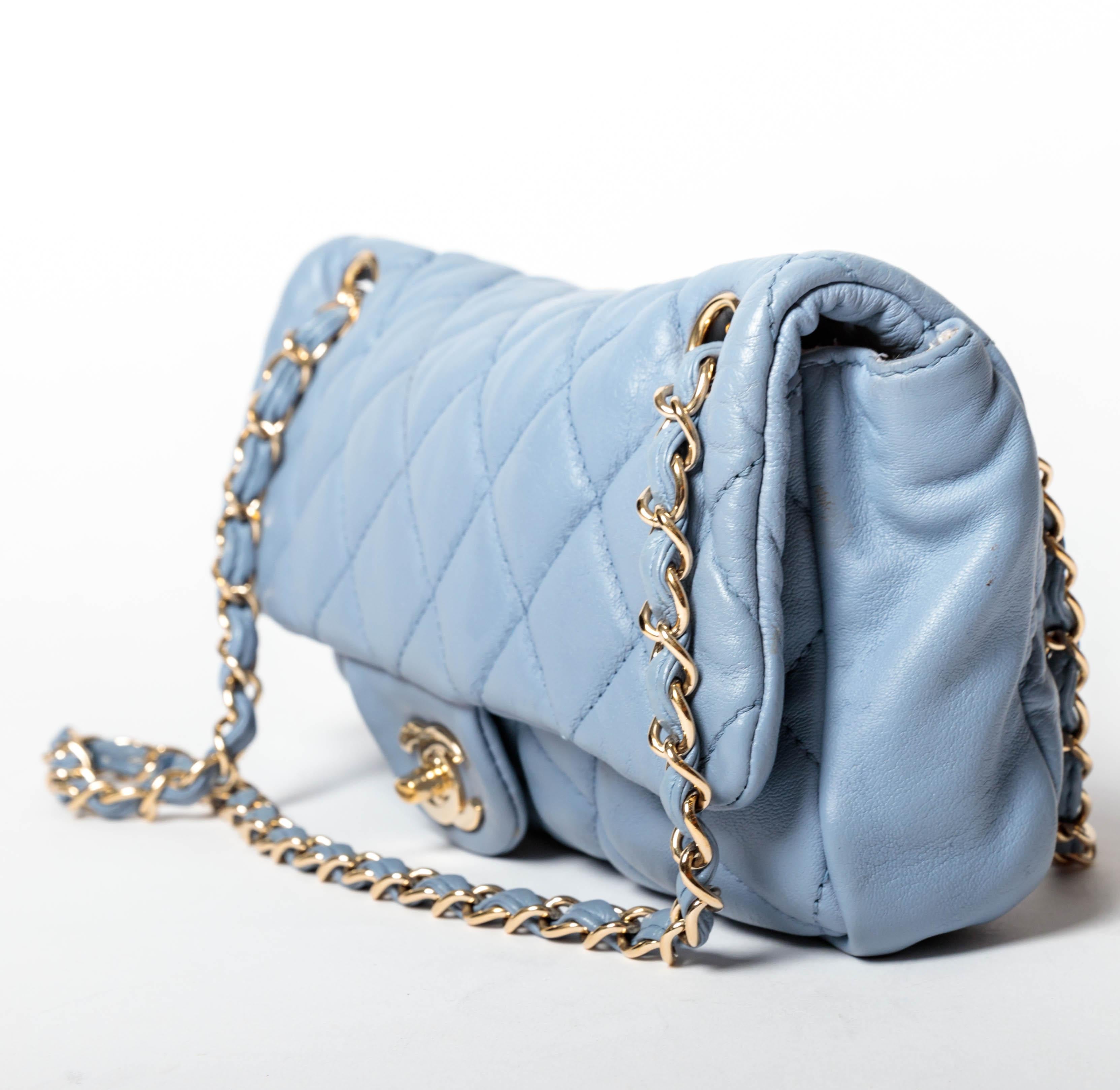 Chanel Powder Blue Single Flap with Gold Hardware - 2005 - 2006 Collection For Sale 1