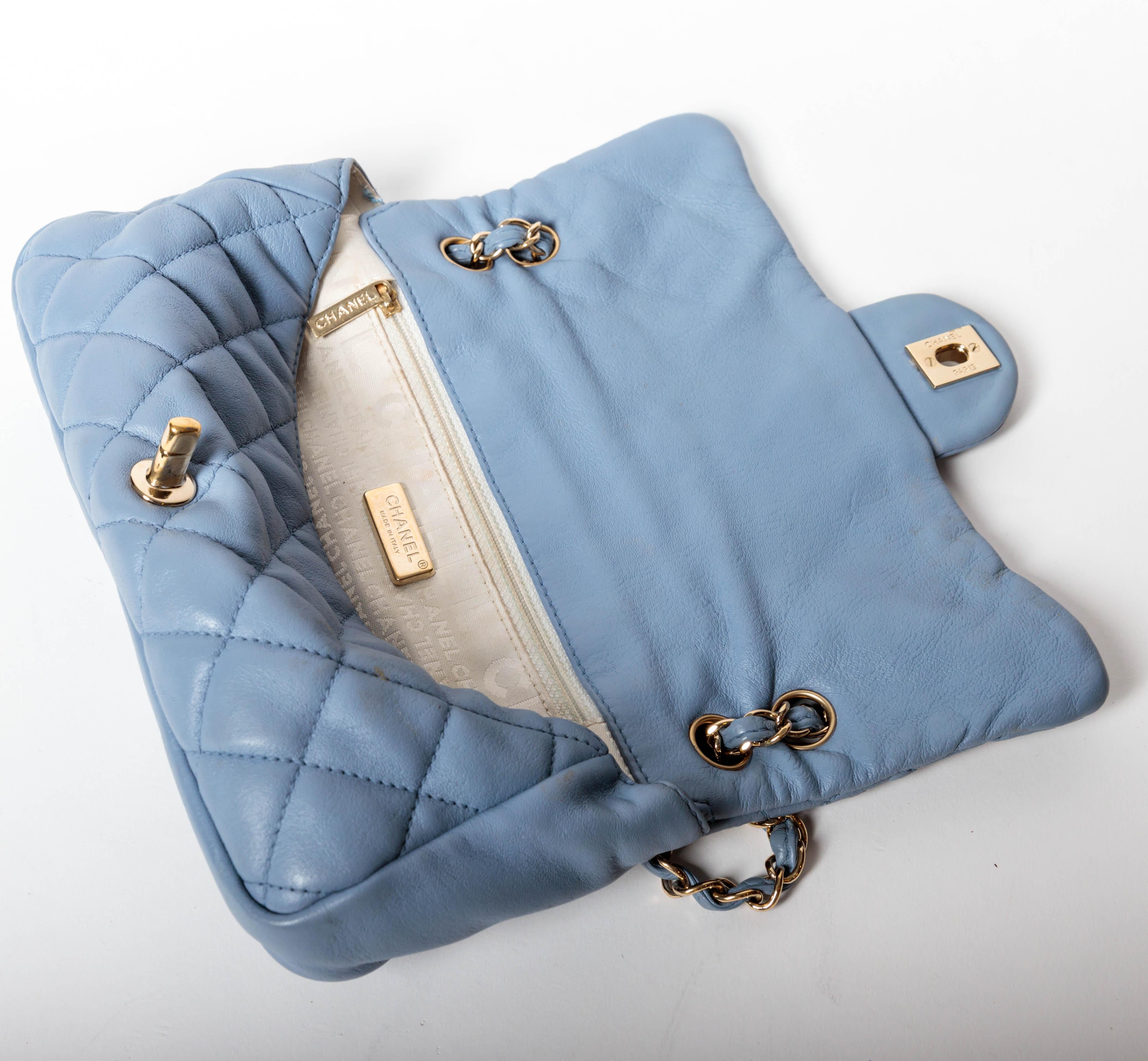 Chanel Powder Blue Single Flap with Gold Hardware - 2005 - 2006 Collection For Sale 4