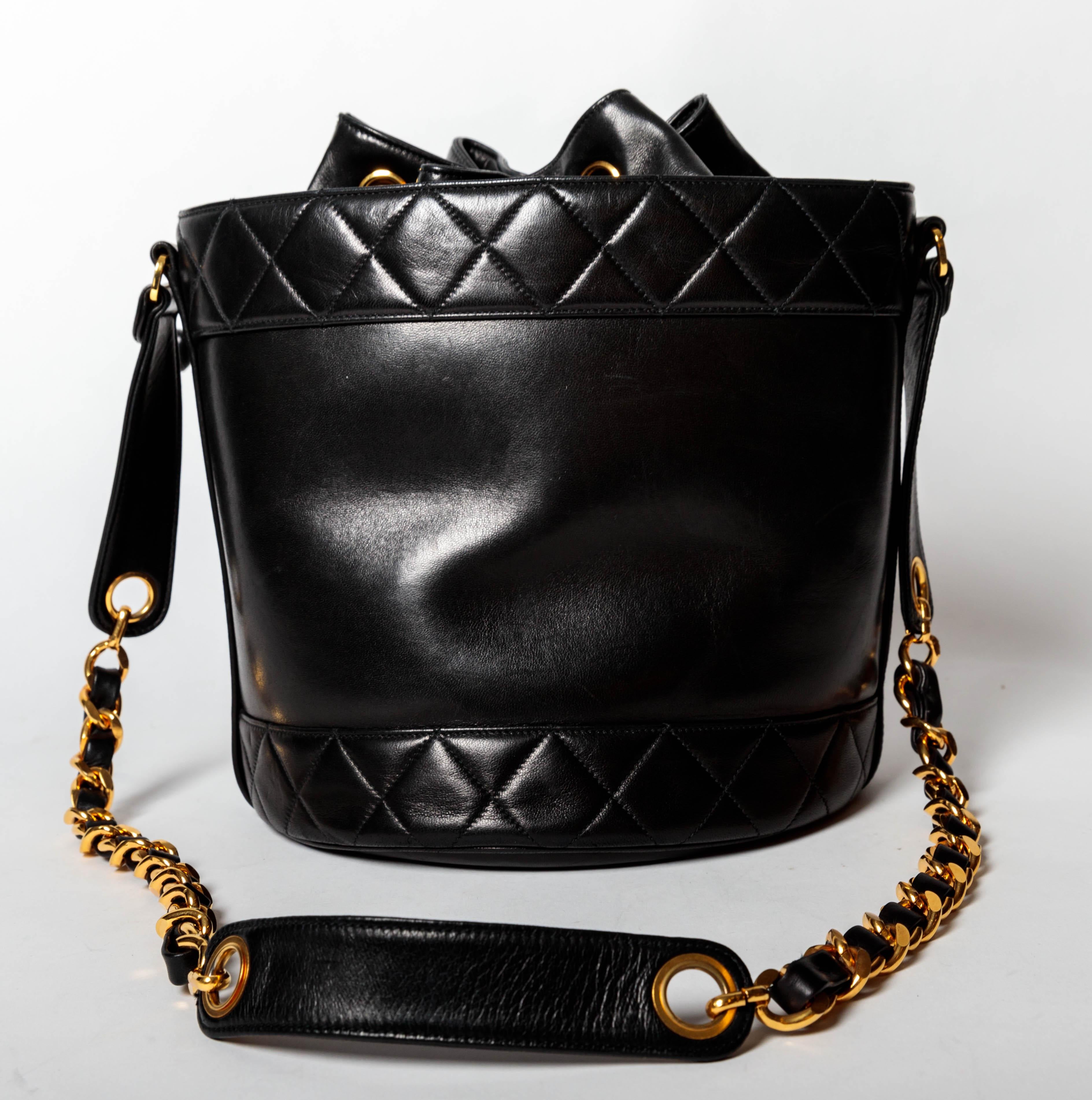 Chanel Black Lambskin Bucket Bag with Gold Hardware  For Sale 3